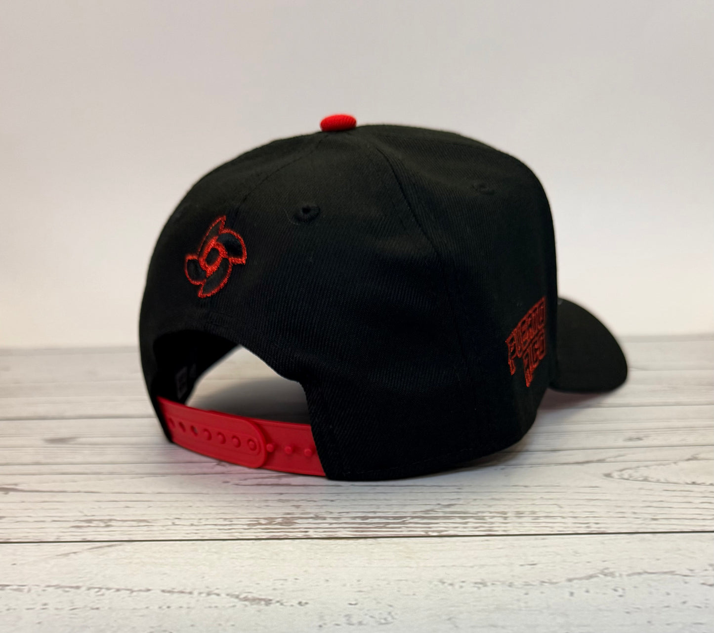 New Era 9FORTY Puerto Rico Crown the Country Adjustable - Black