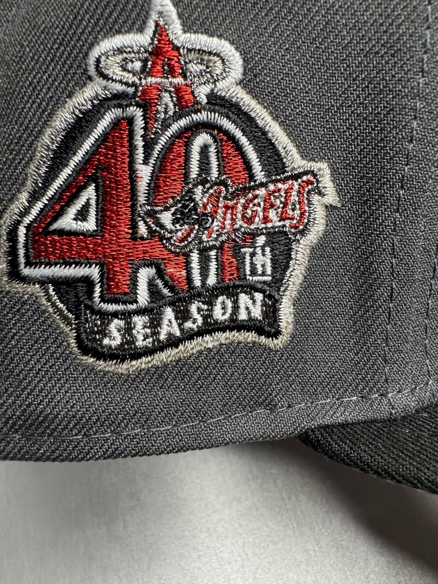 New Era 9Fifty Los Angeles Angels Adjustable Snapback - ExclusiveCrowns