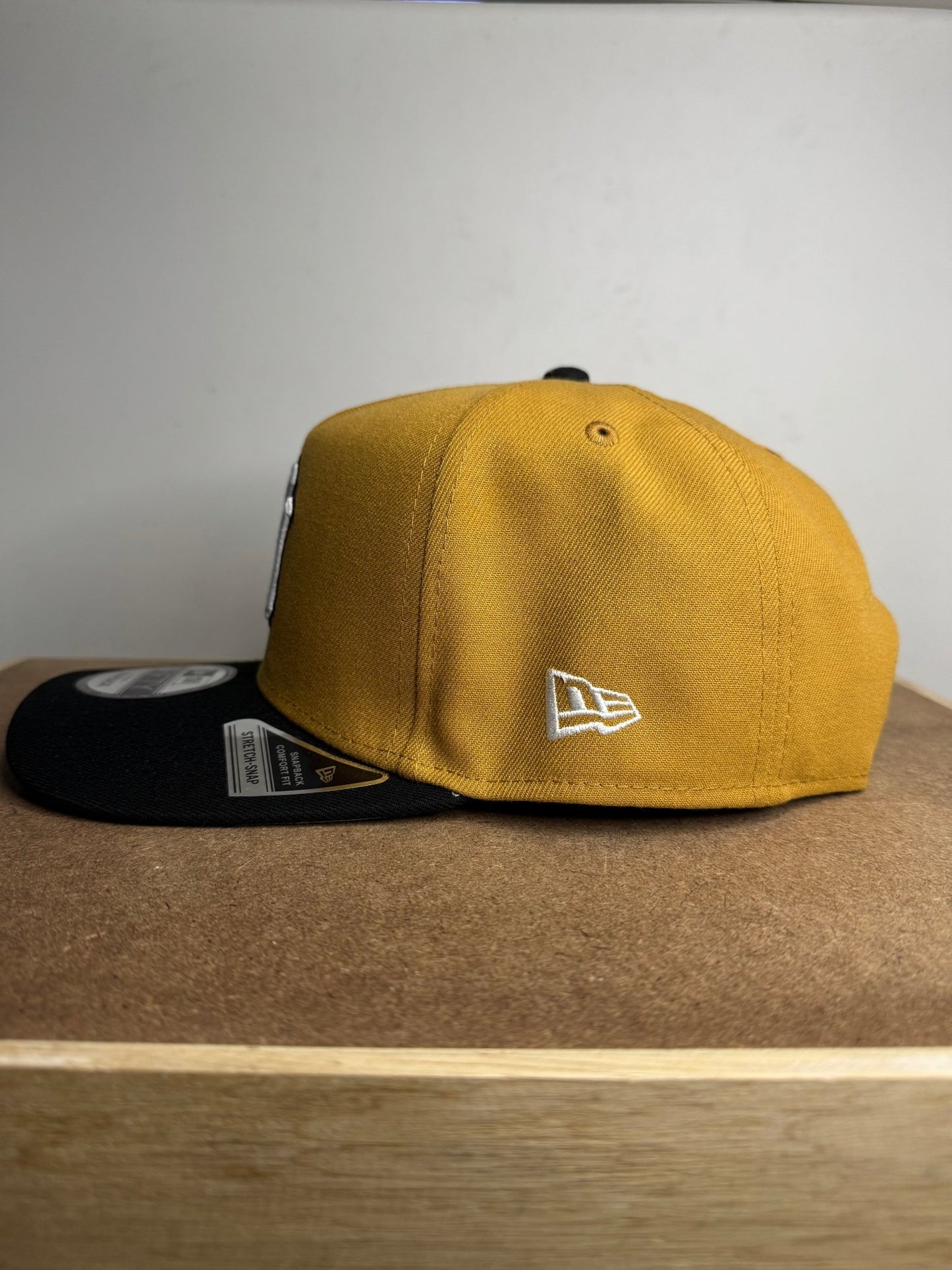 New Era 9FIFTY New York Yankees A - Frame Snapback Adjustable - ExclusiveCrowns