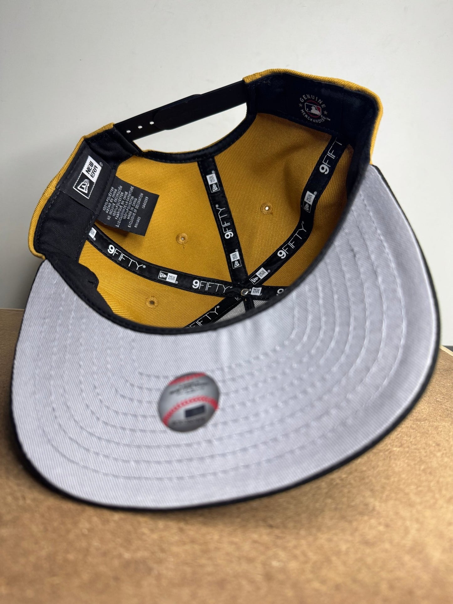 New Era 9FIFTY New York Yankees A - Frame Snapback Adjustable - ExclusiveCrowns