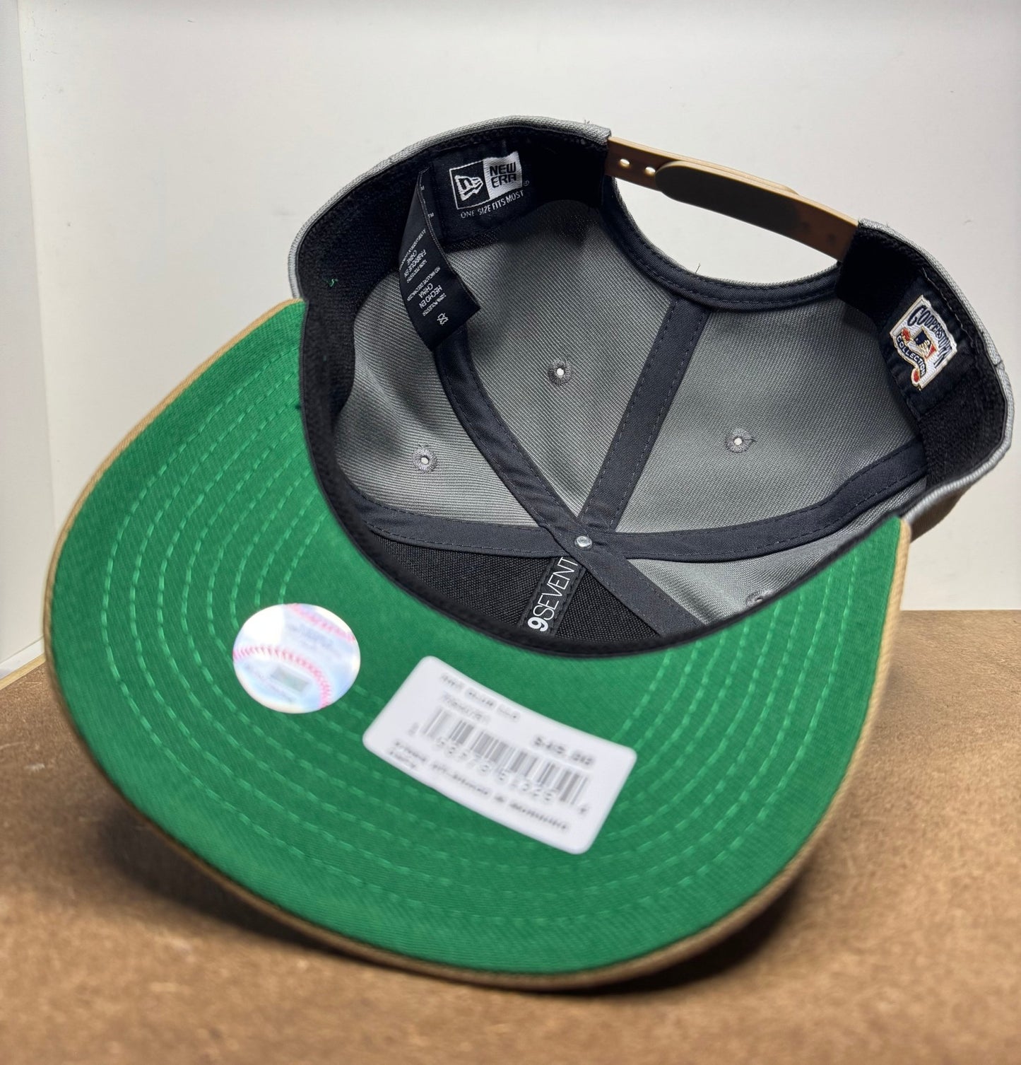 New Era 9Seventy Maxed Out Atlanta Braves Stretch - Snapback Hat - ExclusiveCrowns