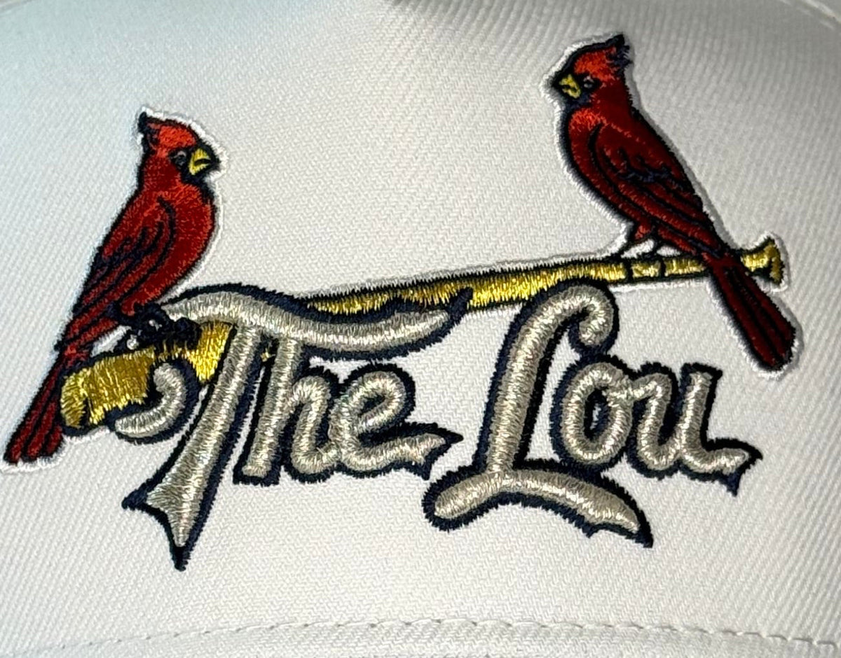 New Era 9FORTY St. Louis Cardinals Crown The City 2.0 The Lou Adjustable Hat – White/Navy