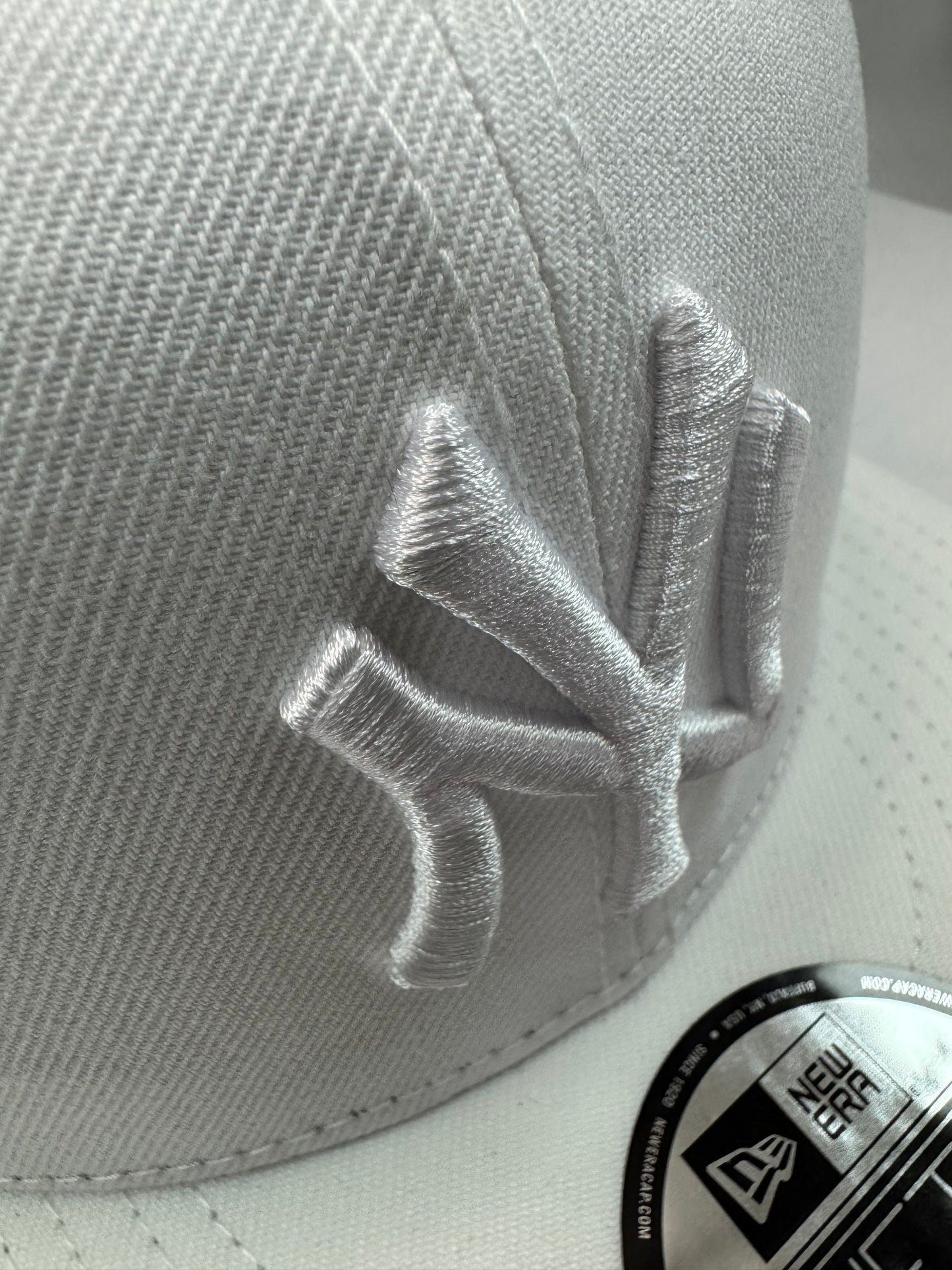 New Era 9Fifty New York Yankees Snapback - Adjustable Hat