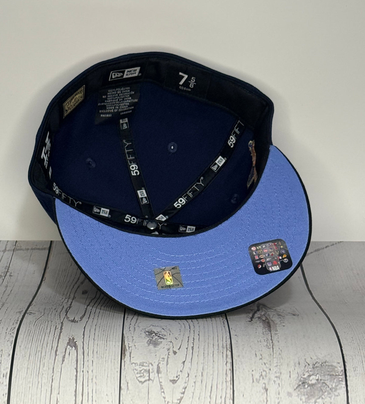 New Era 59FIFTY New York Knicks EST Hat Club Light Blue UV Fitted Hat – Navy/Black