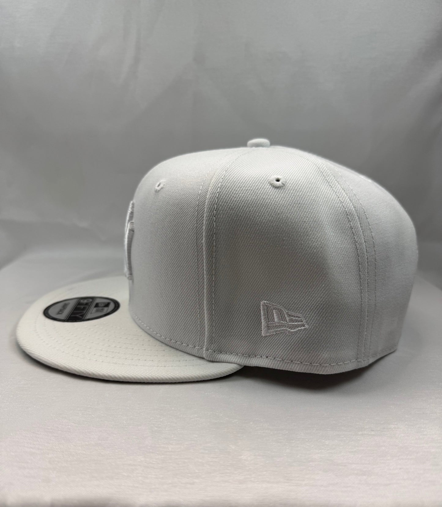 New Era 9Fifty New York Yankees Snapback - Adjustable Hat