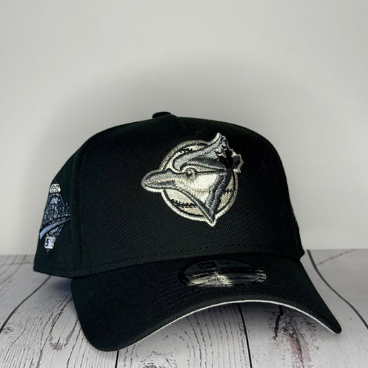 New Era 9FORTY Toronto Blue Jays Crown The City Liquid Titanium Adjustable Hat – Black/Black