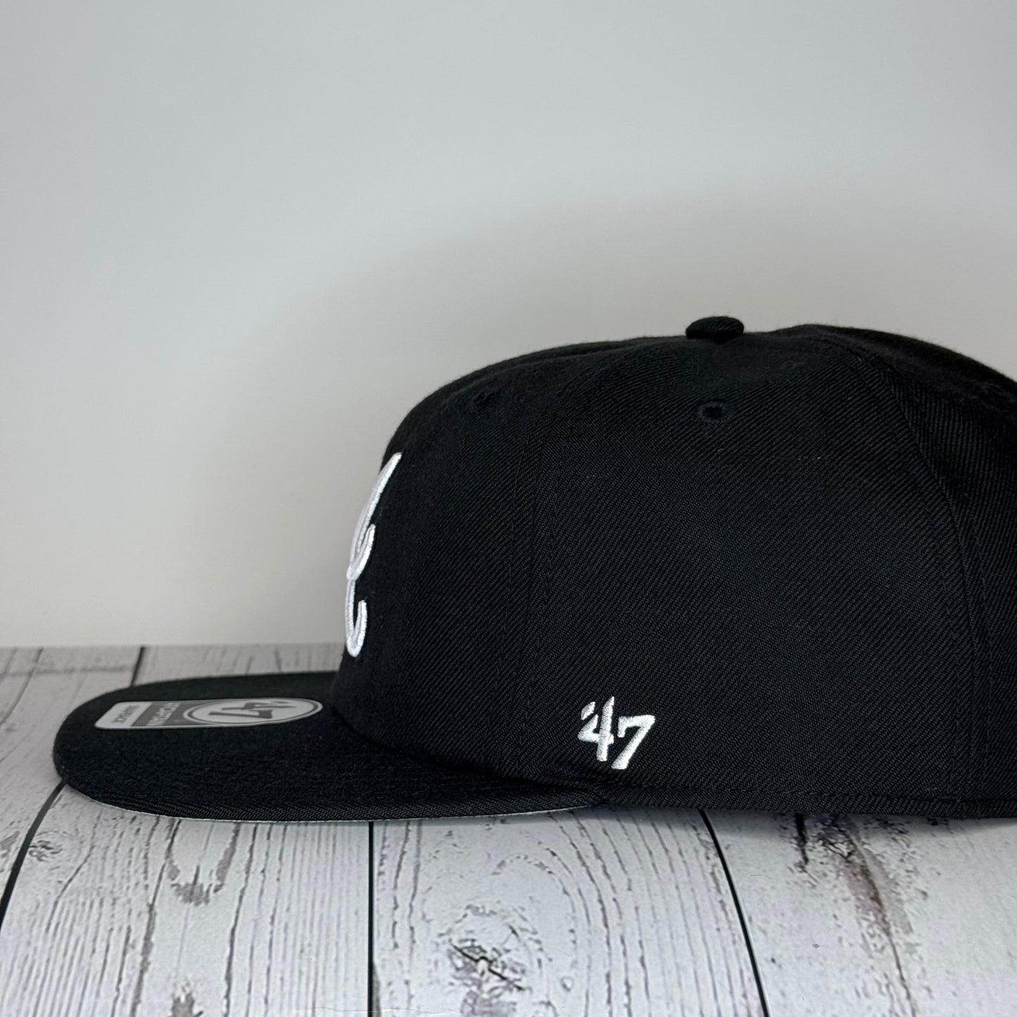'47 Brand Black Dome Sureshot Captain Atlanta Braves Snapback Hat - Black