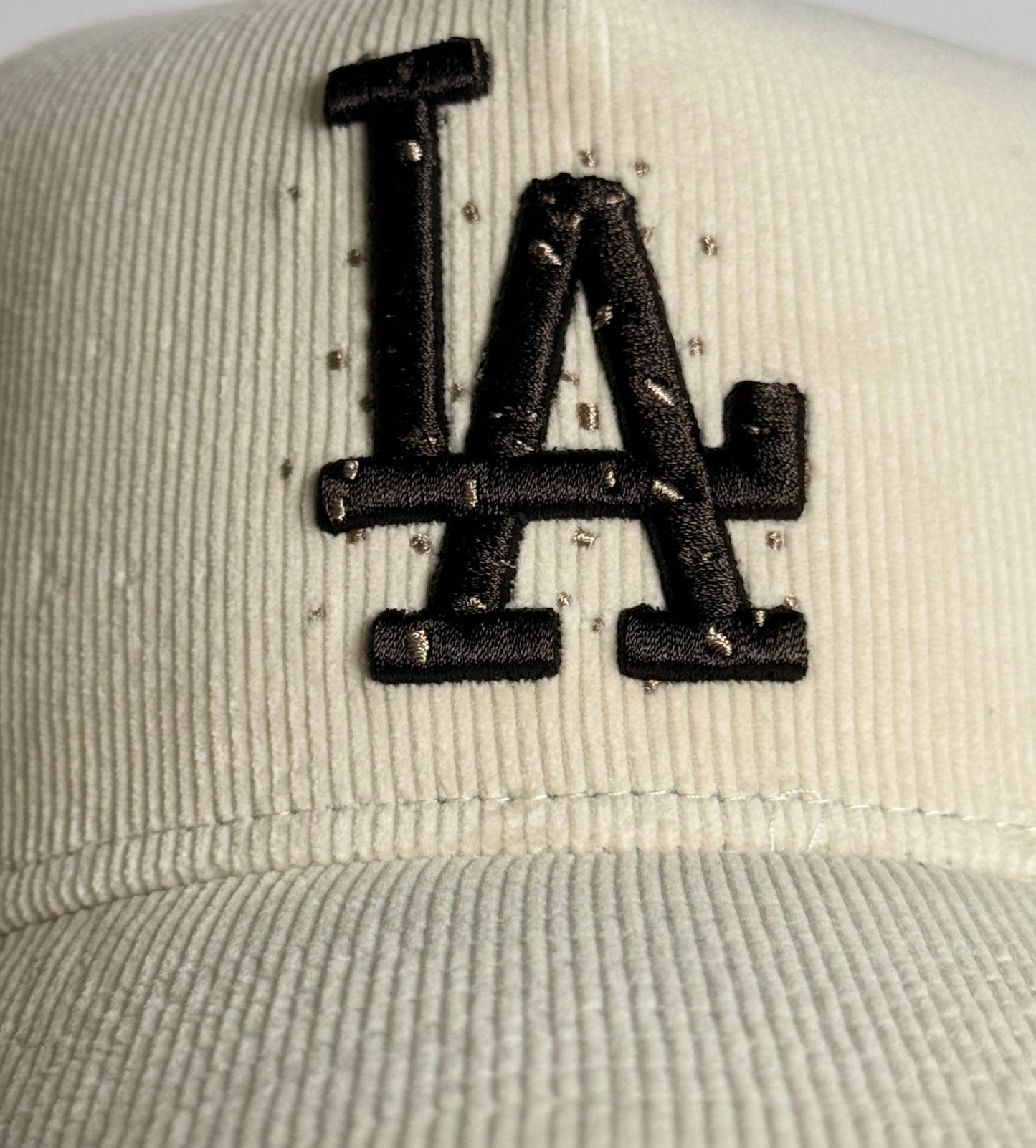 New Era 9FORTY A-Frame Sugar & Spice Los Angeles Dodgers 2020 World Series Champions Corduroy Snapback Hat – Khaki /Brown