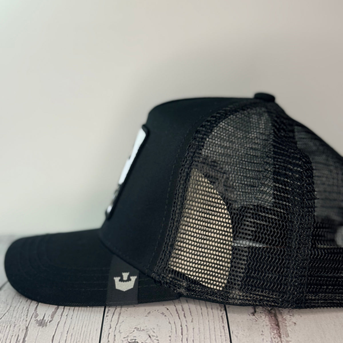 Goorin Bros Stallion Patch Trucker Snapback Hat – Black Mesh Adjustable Cap