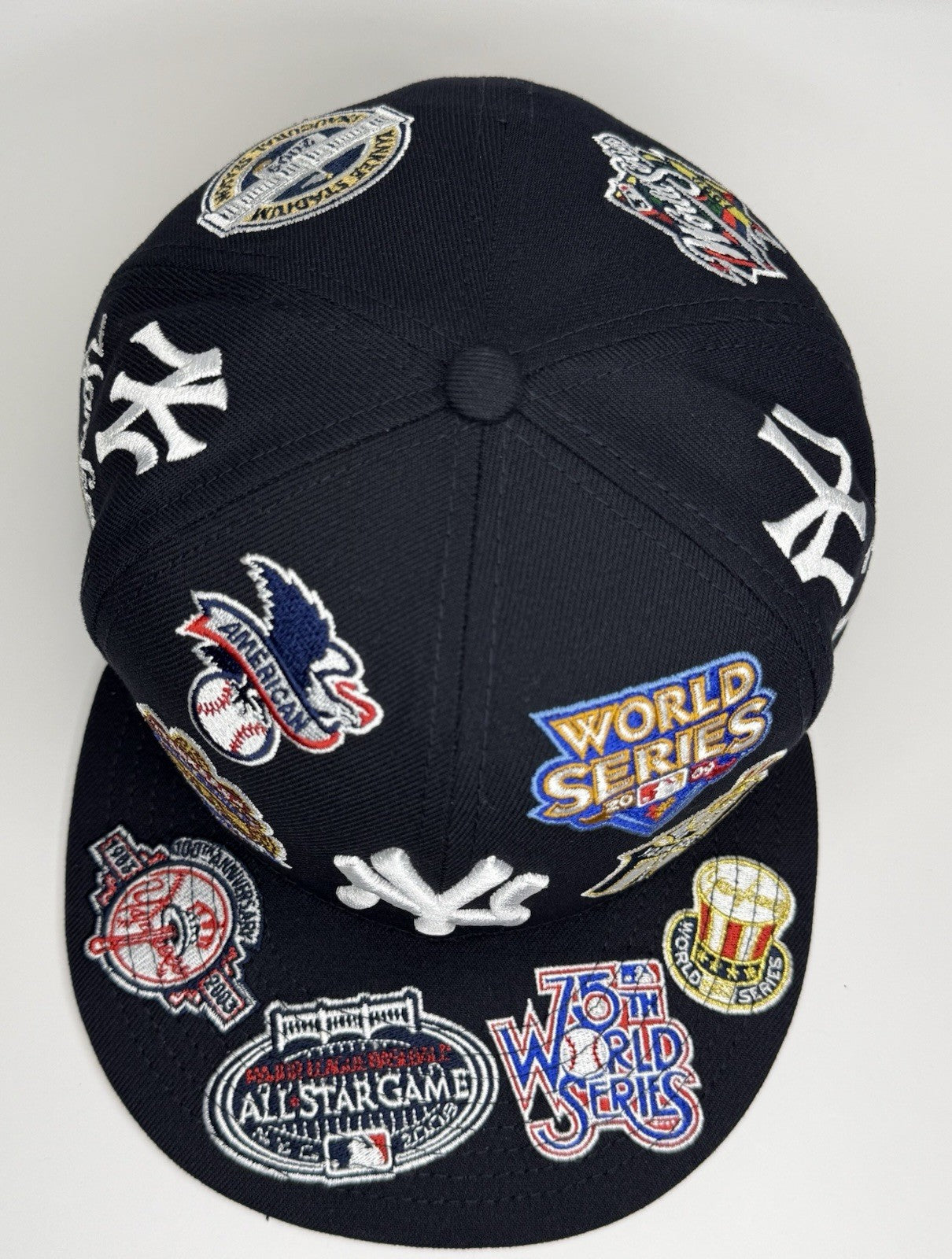 New Era 59FIFTY New York Yankees “All Over Patch” Fitted 7 1/4 Black / Grey UV
