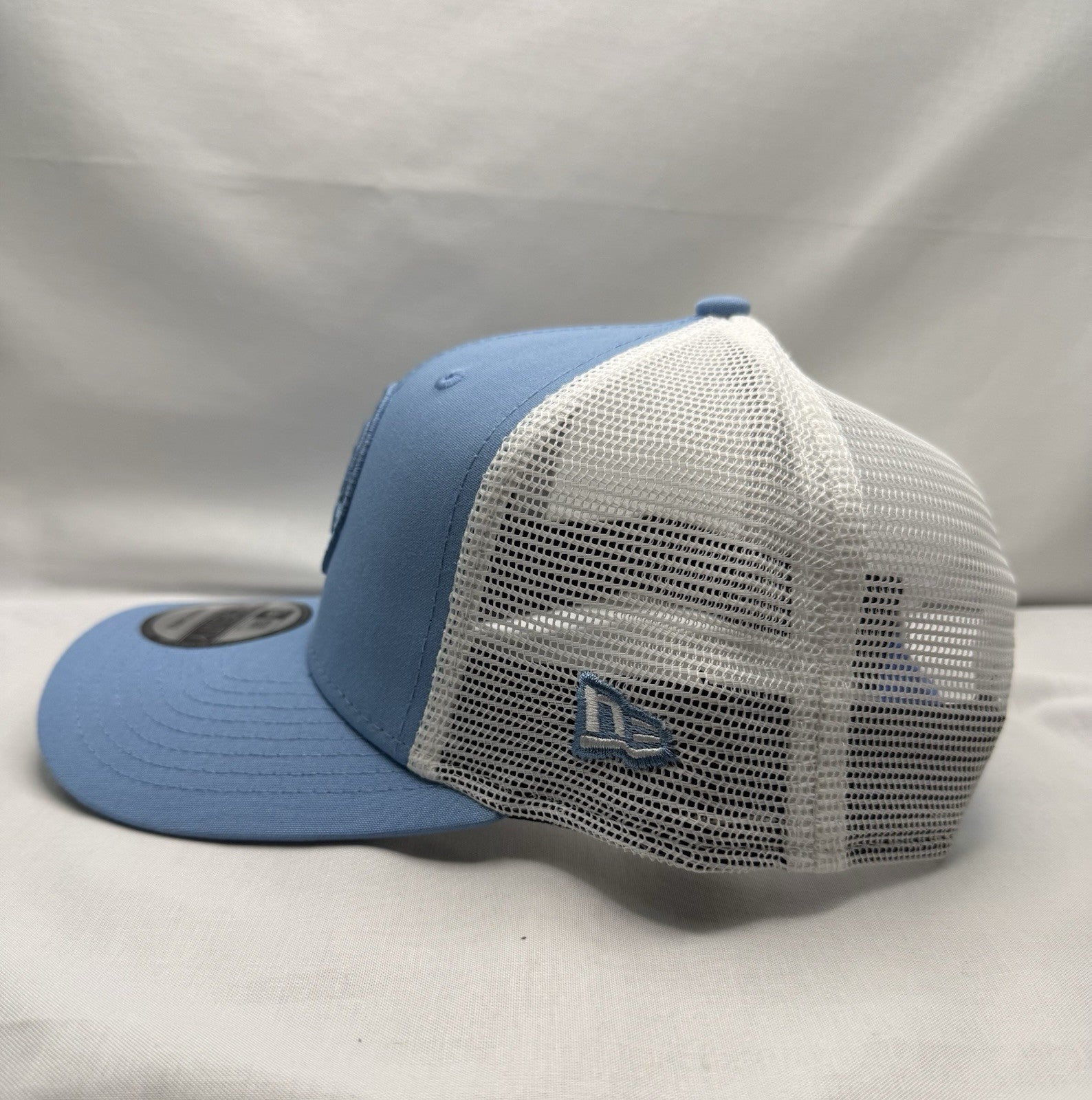 New Era 9Seventy Chicago Cubs 2022 City Connect Snapback Trucker Hat