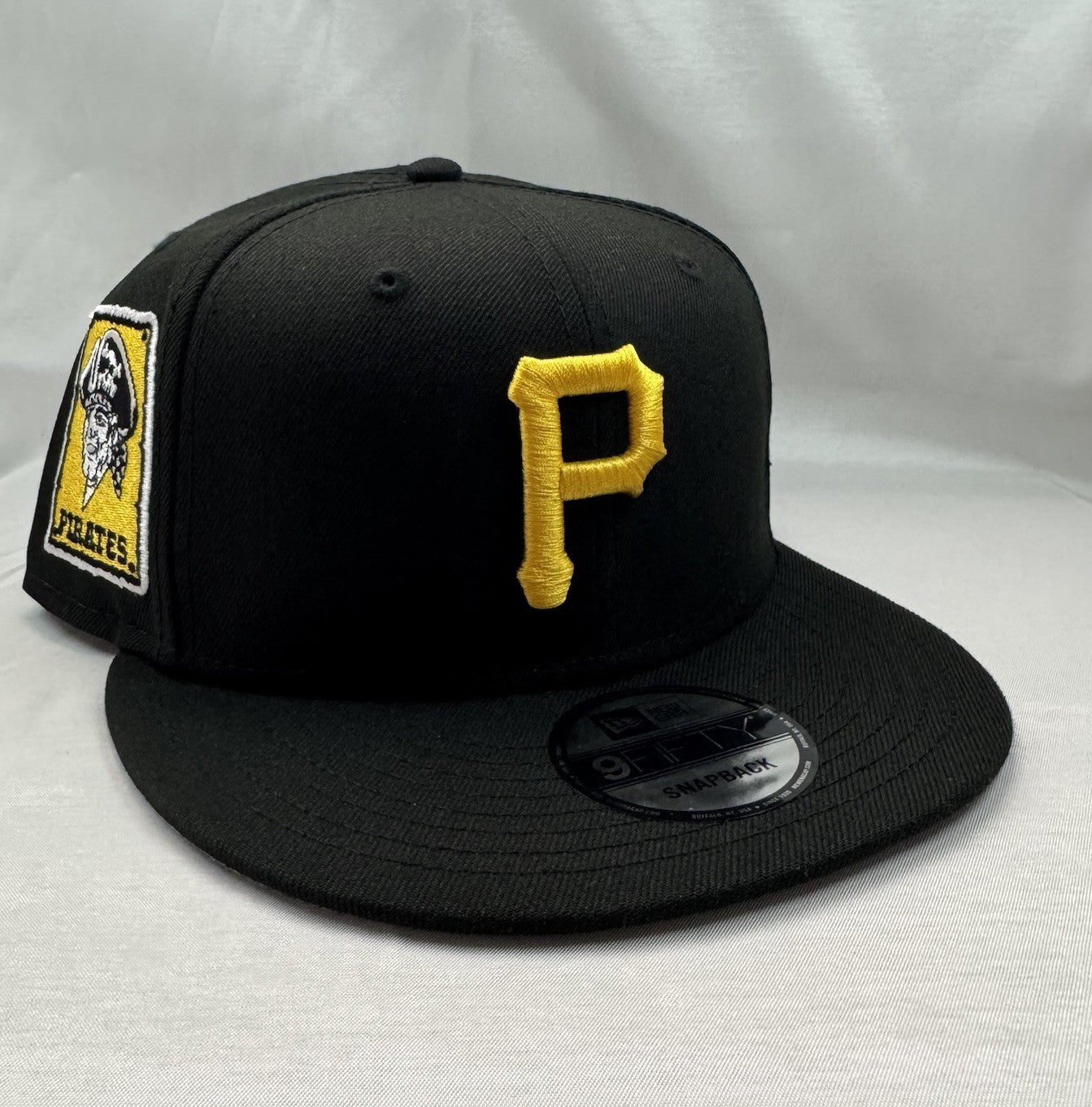 New Era 9FIFTY Pittsburg Pirates Snapback - Adjustable Hat