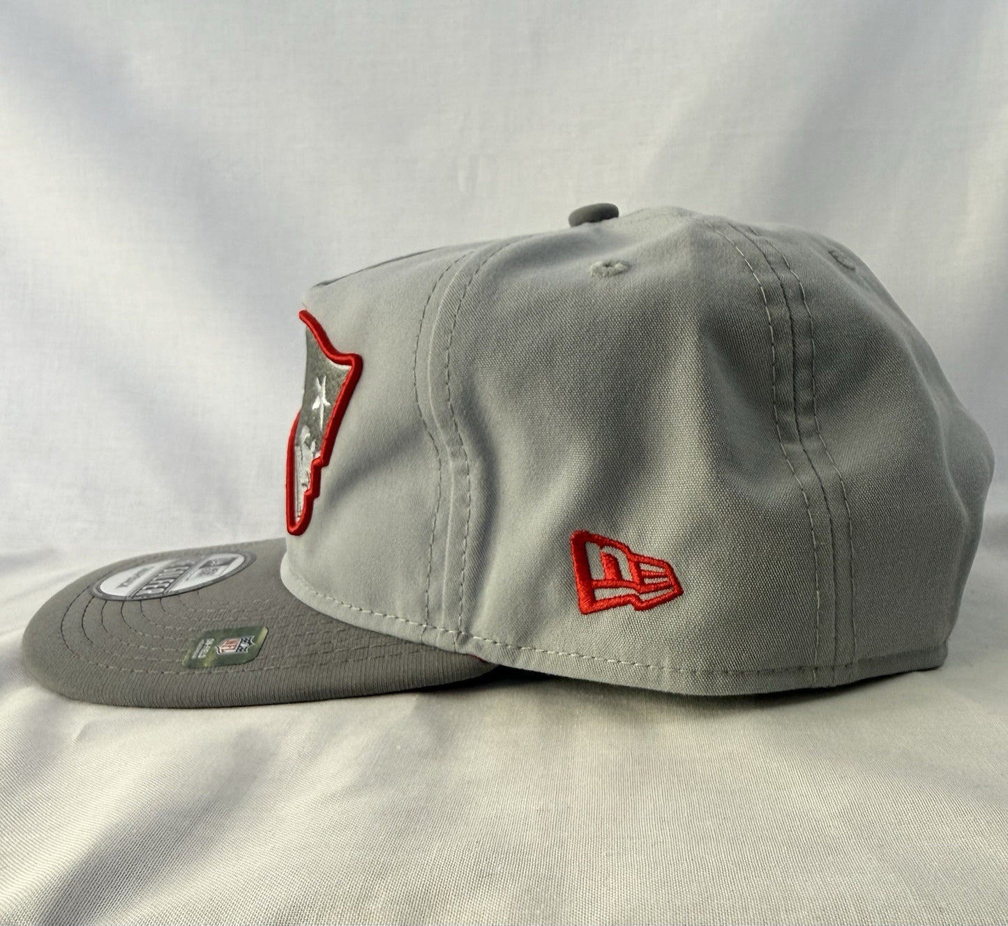 New England Patriots New Era 2024 NFL Training Camp Golfer Snapback Hat 