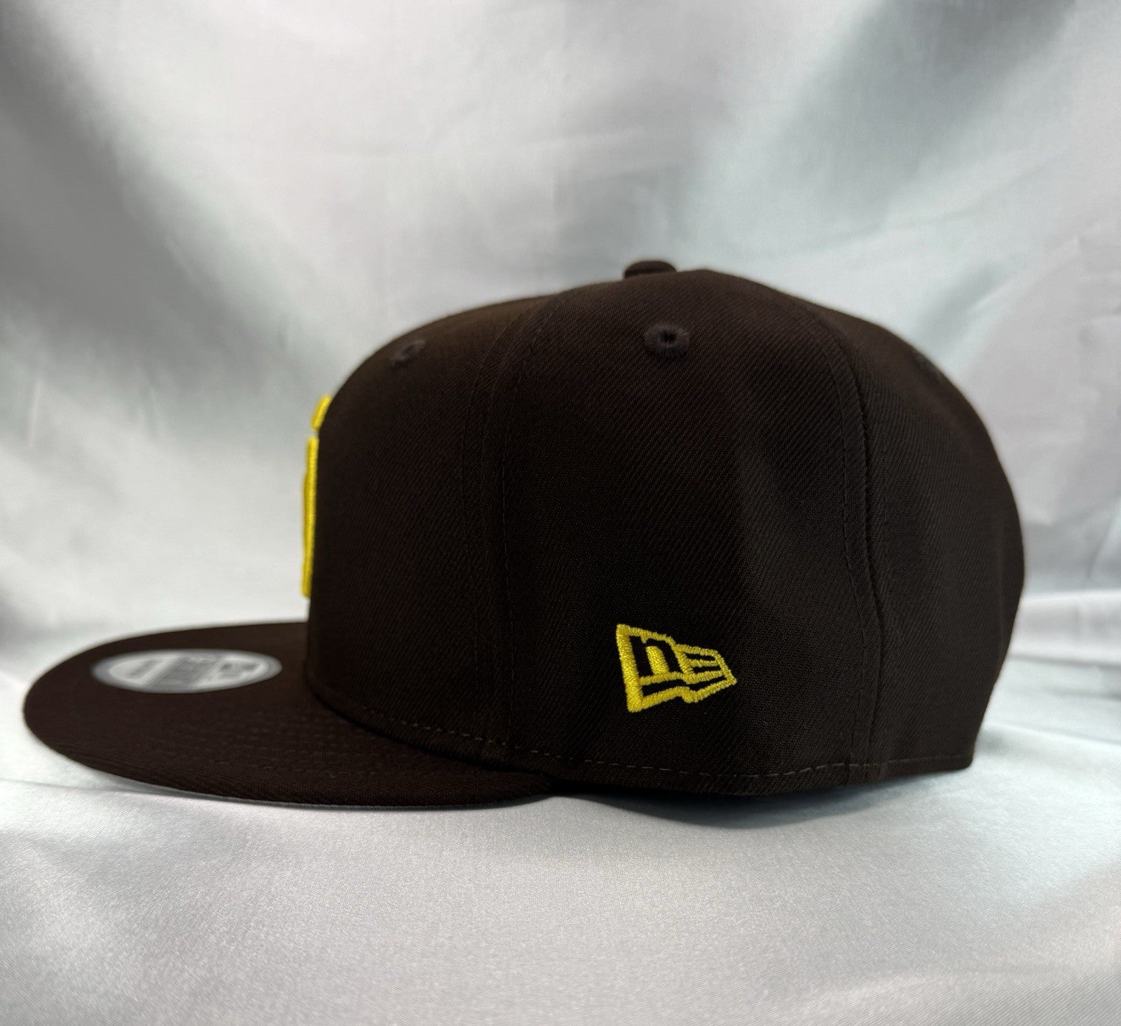 New Era 9FIFTY MLB Basic Snapback Hat – San Diego Padres – Adjustable
