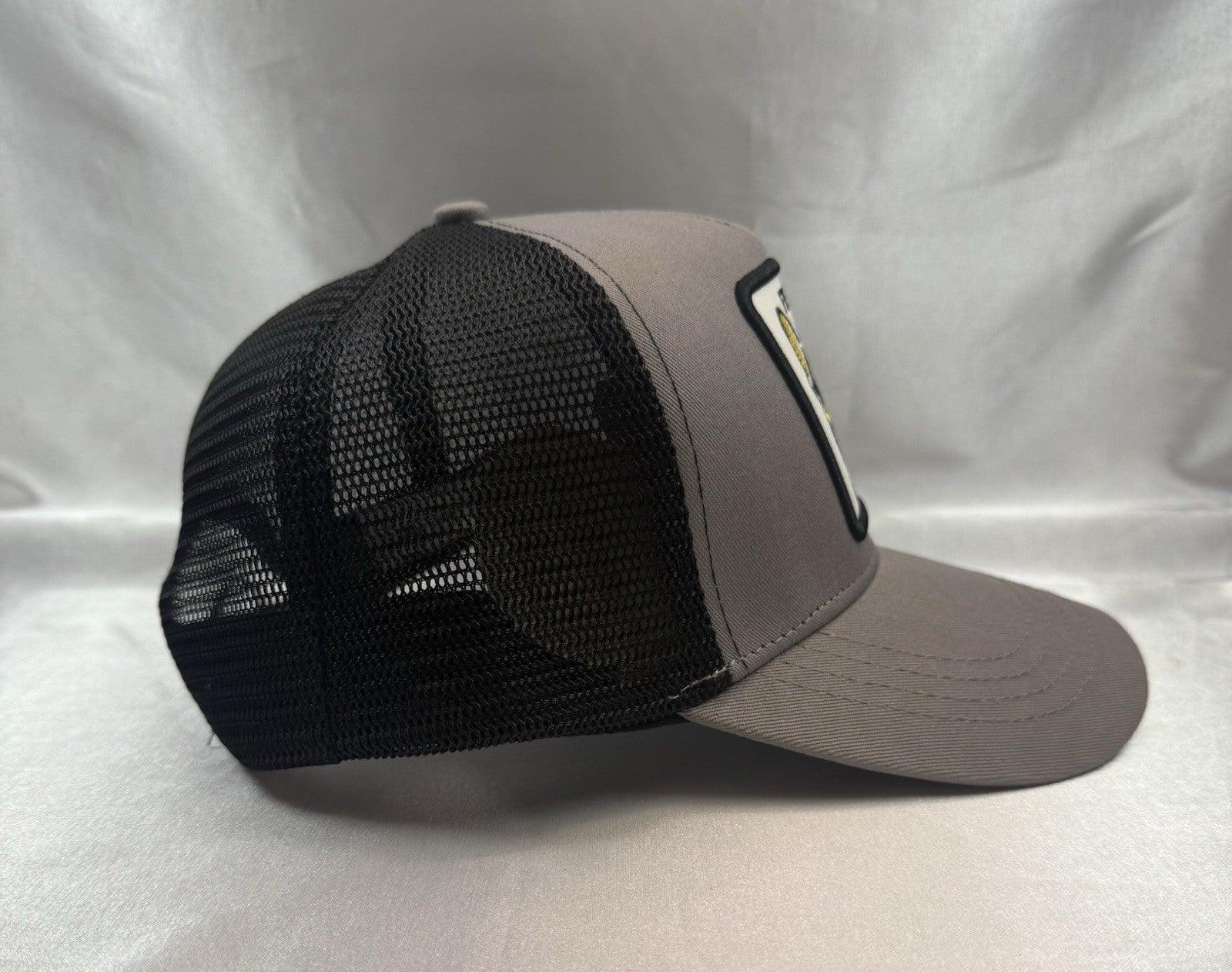 French Bulldog Trucker Hat Gray Black Mesh Adjustable Snapback Curved Cap
