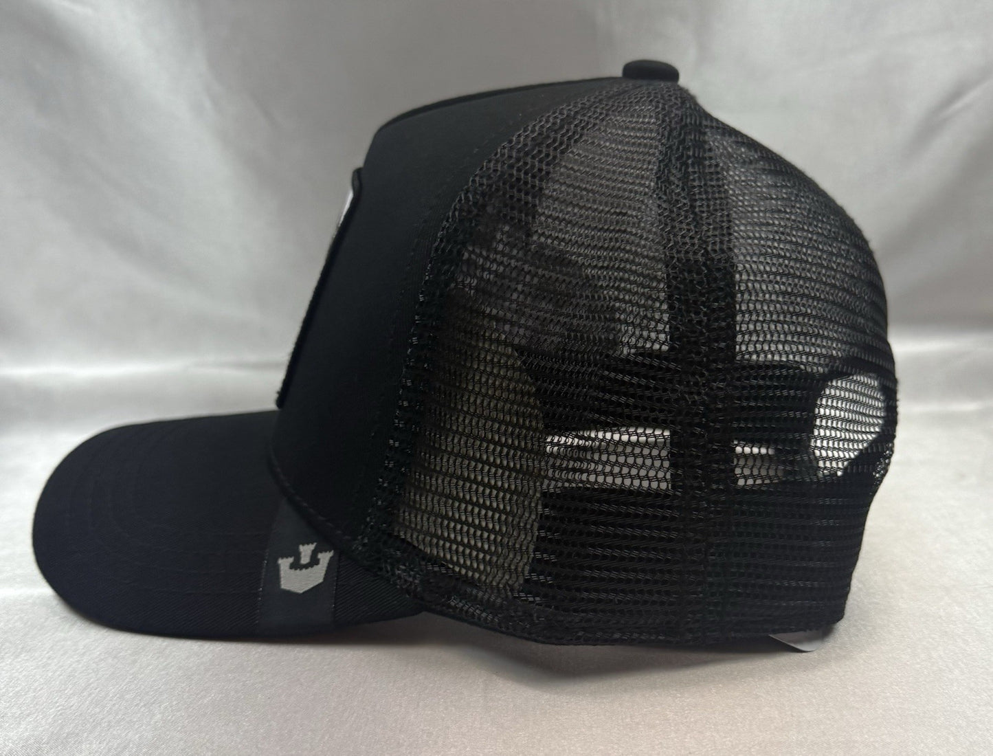 Goorin Bros Stallion Patch Trucker Snapback Hat – Black Mesh Adjustable Cap