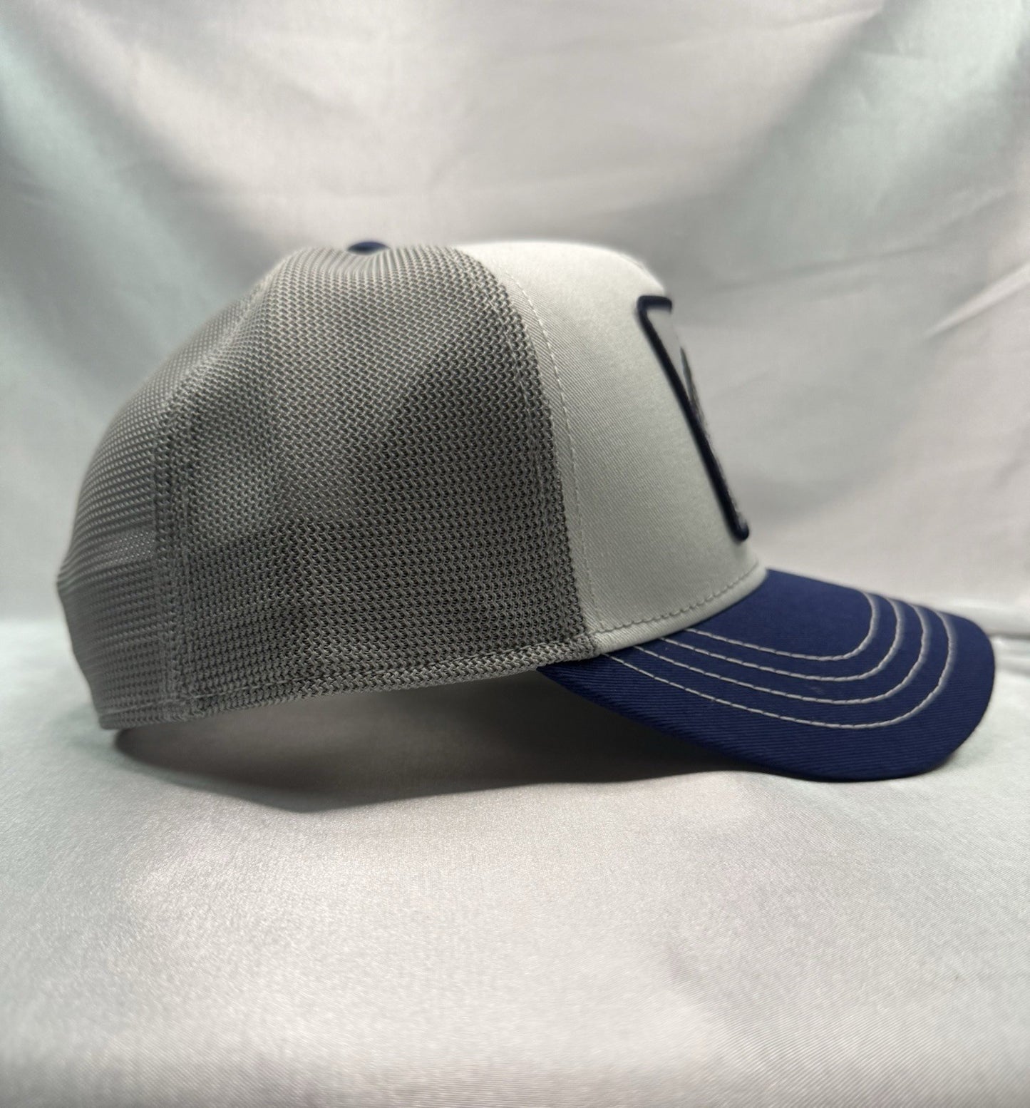 Goorin Bros Cuervo Tricolor Trucker Hat – Gray Crown | Blue Visor | Mesh Back