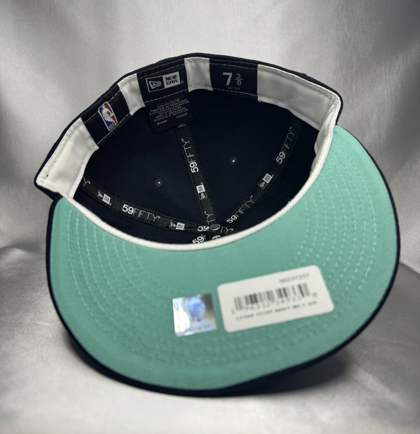 New Era 59FIFTY Miami Heat Fitted 7 3/8 - Brand New – Missing Gold Sticker