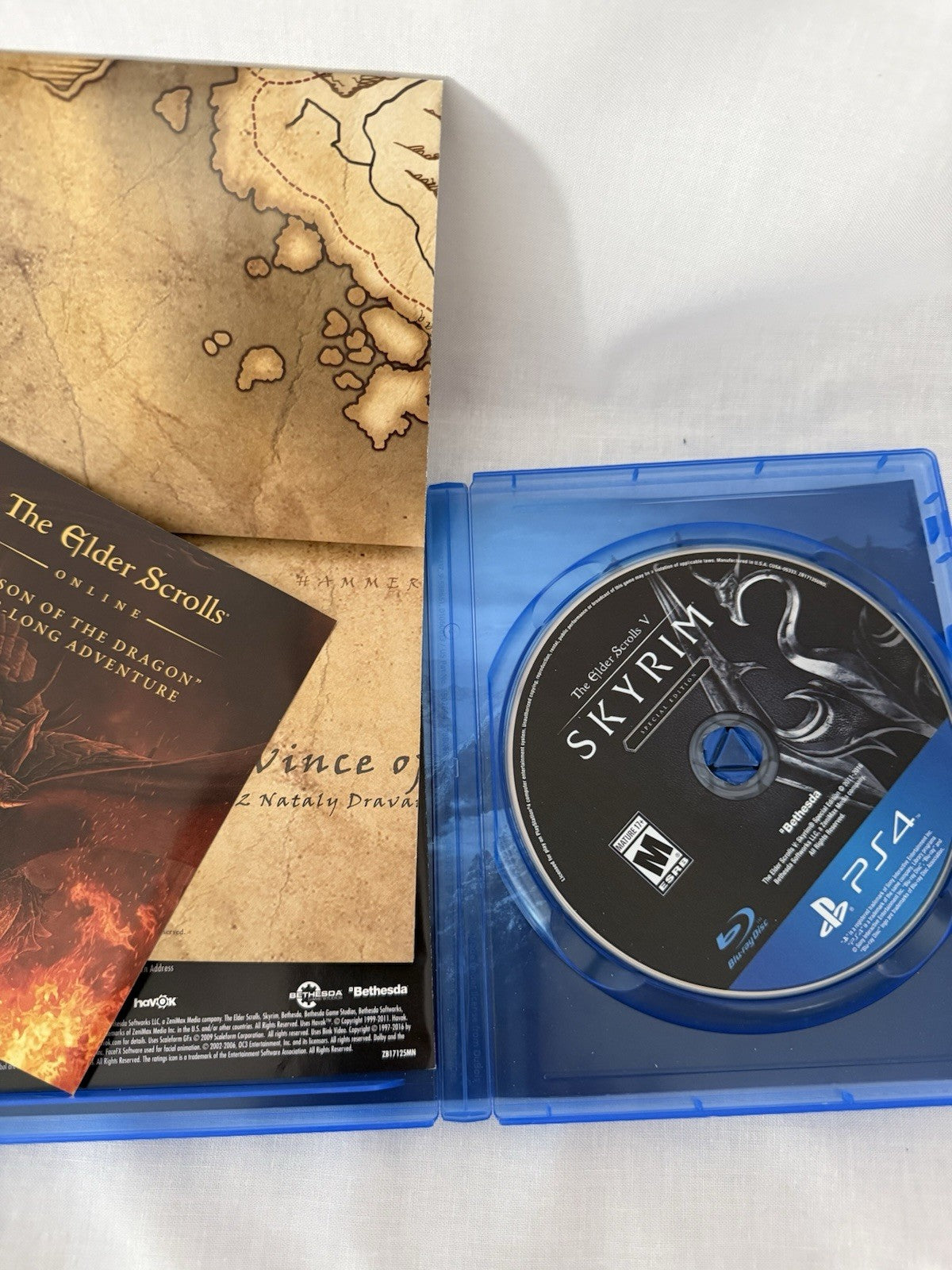 The Elder Scrolls V: Skyrim – Special Edition | PS4 Used | Complete In Box (CIB)