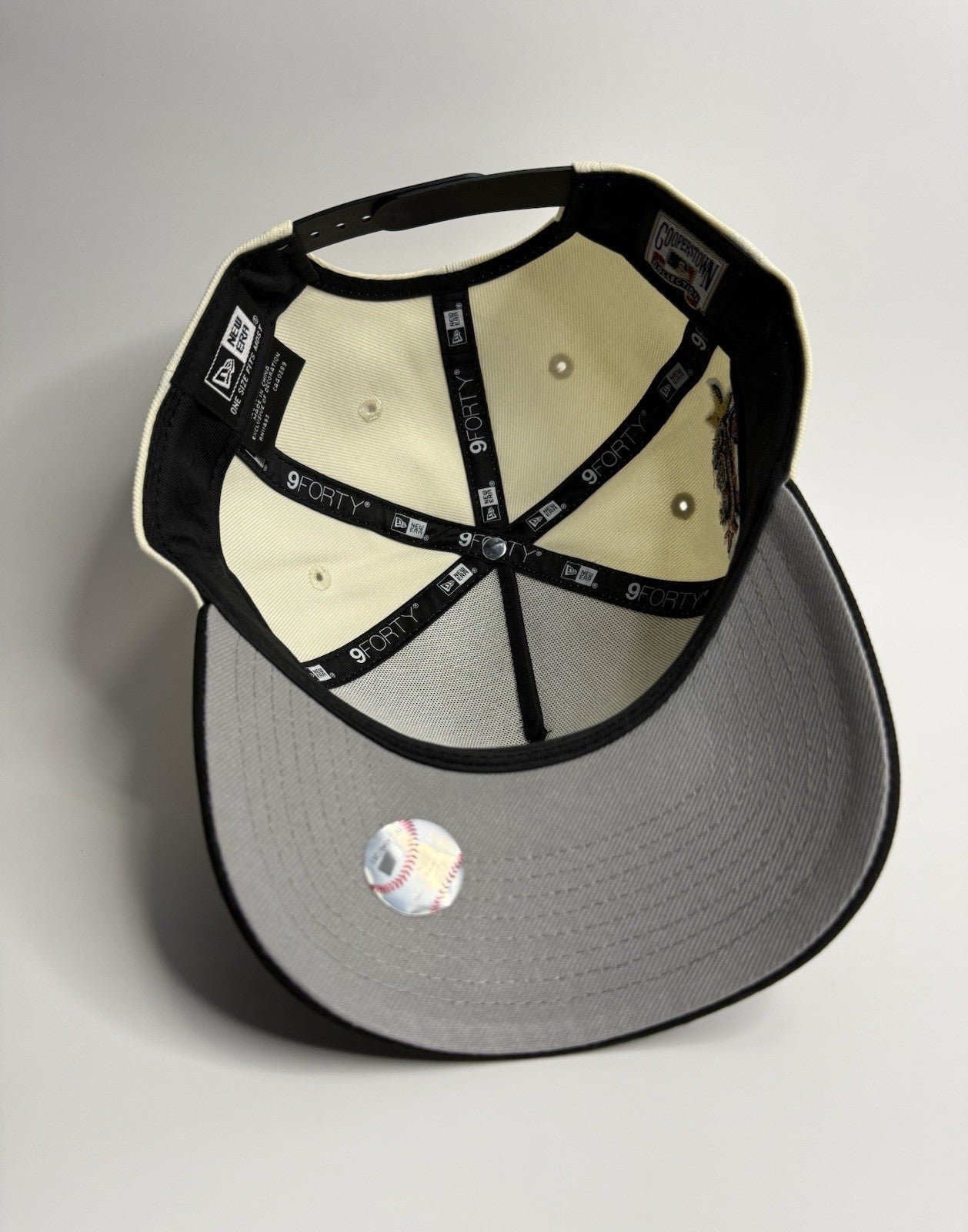 New Era 9FORTY A-Frame New York Yankees Rose 1999 World Series Patch Snapback