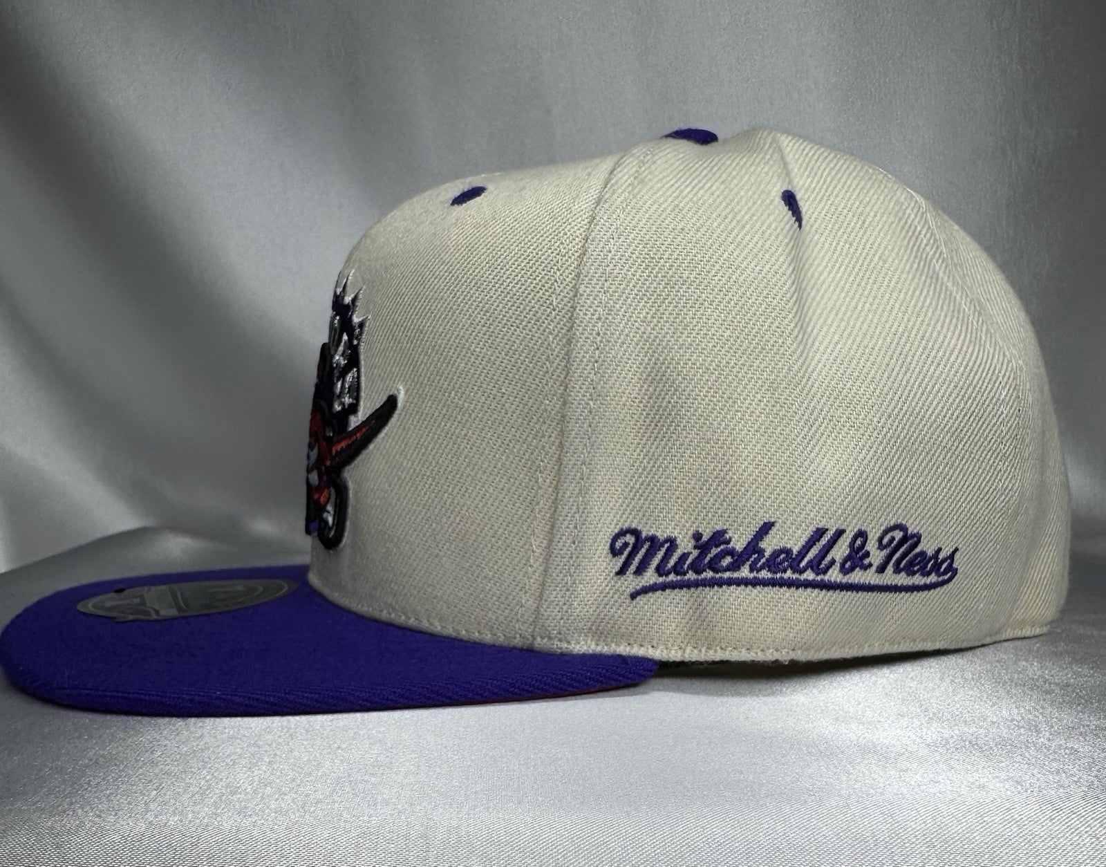 Mitchell & Ness Toronto Raptors Hardwood Classics Fitted 7 1/4