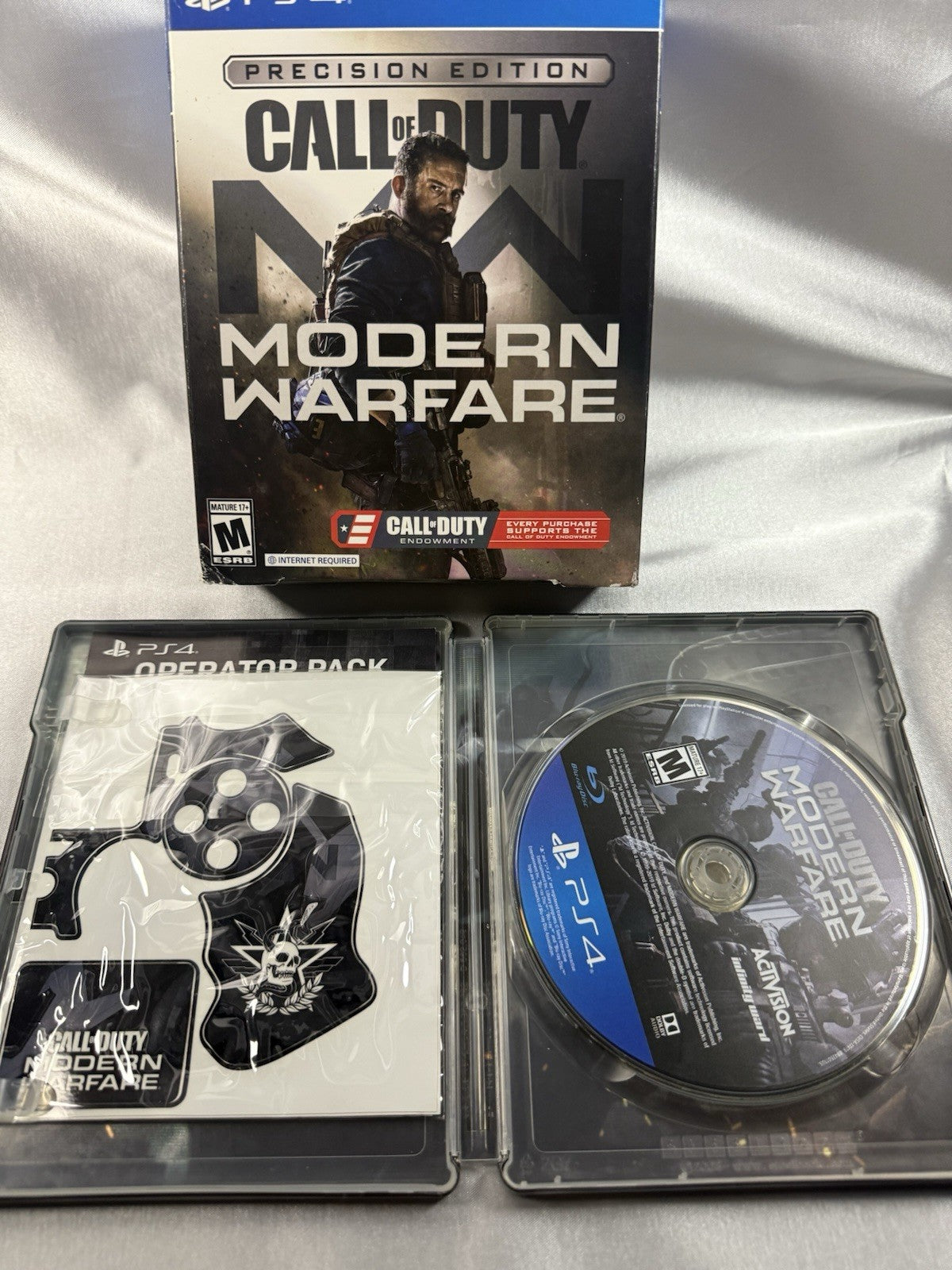 Call Of Duty Modern Warfare Precision Edition - PS4 - Used