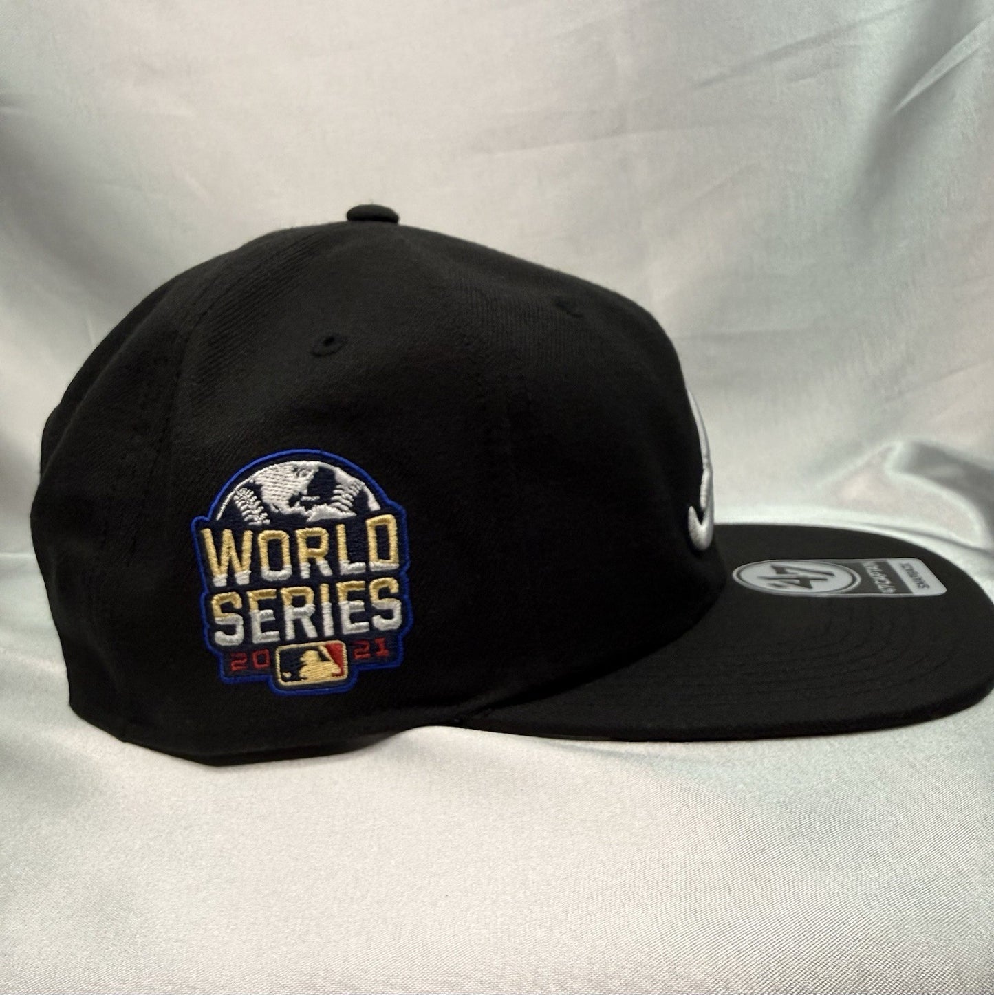'47 Brand Black Dome Sureshot Captain Atlanta Braves Snapback Hat - Black