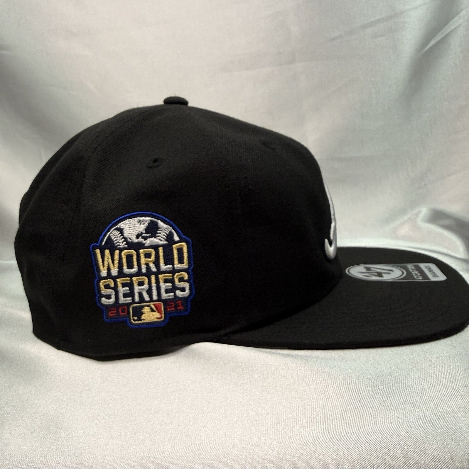 '47 Brand Black Dome Sureshot Captain Atlanta Braves Snapback Hat - Black