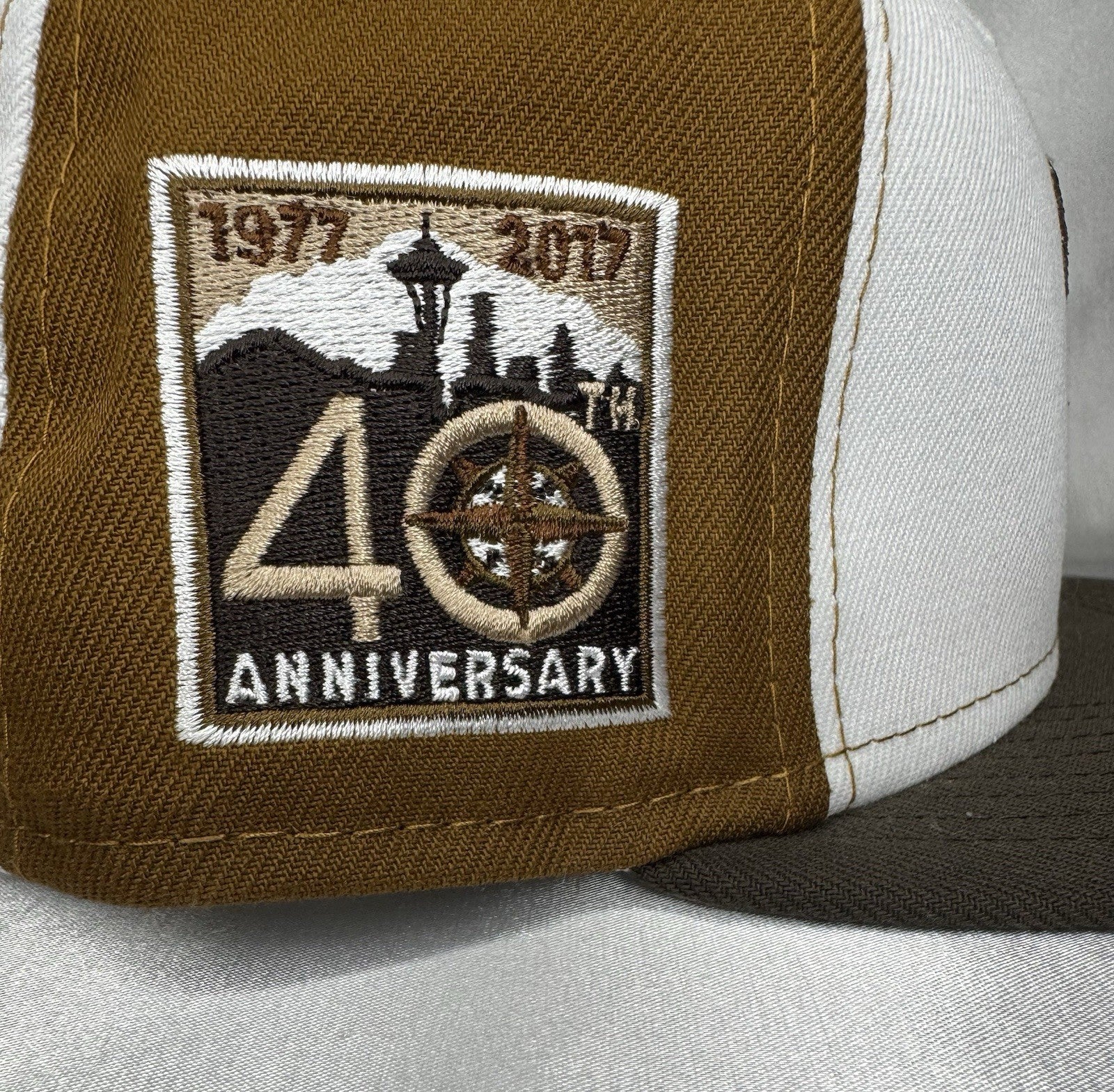 Lids HD x MLB Exclusive New Era 59FIFTY Seattle Mariners Fitted 7 3/8