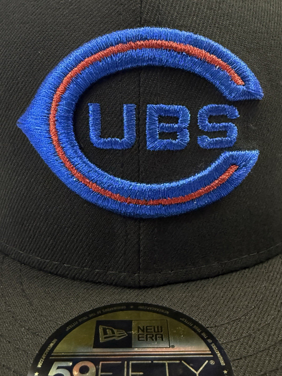 New Era 59FIFTY Black Dome Chicago Cubs Fitted 7 1/4