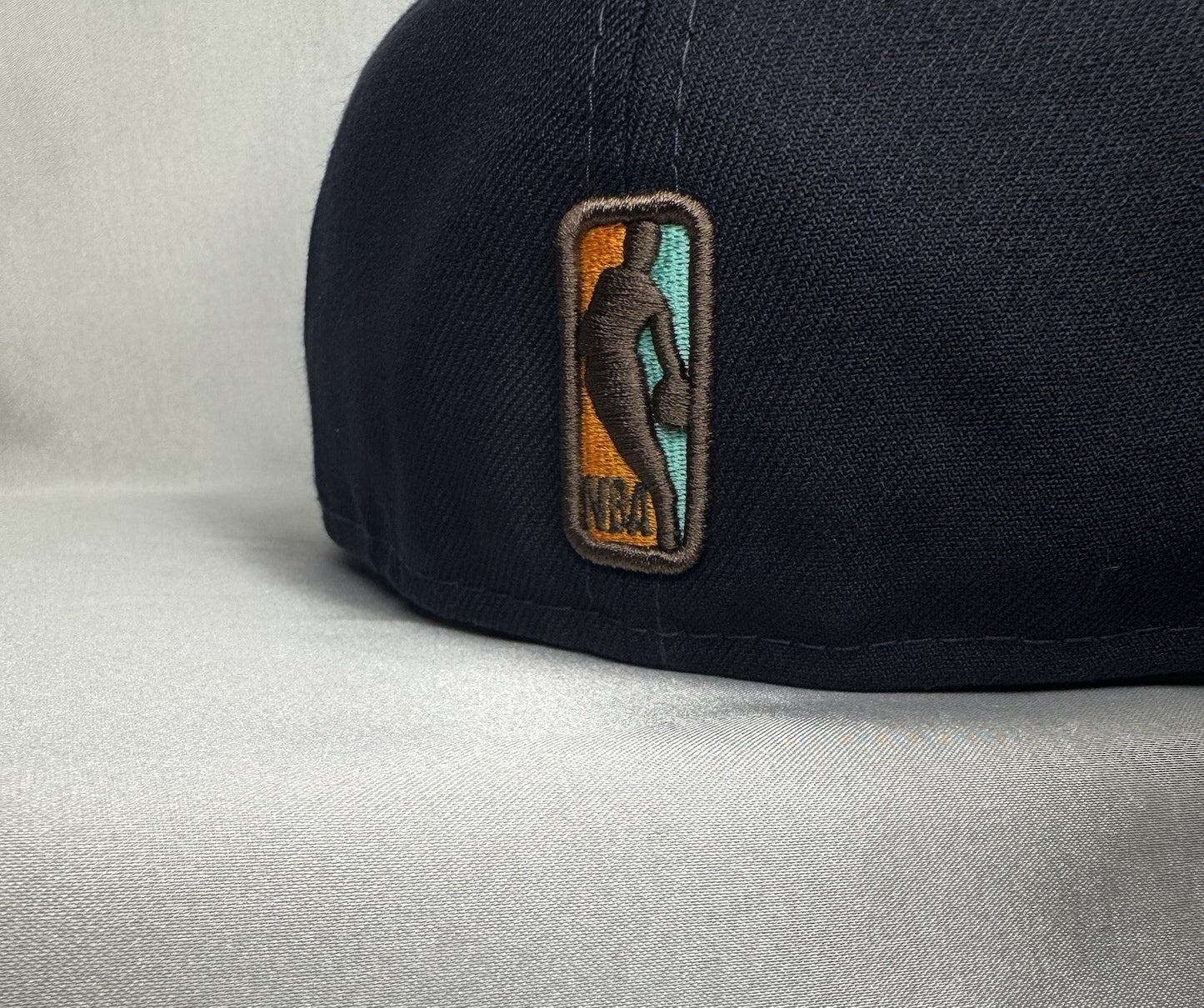 New Era 59FIFTY Miami Heat Fitted 7 3/8 - Brand New – Missing Gold Sticker