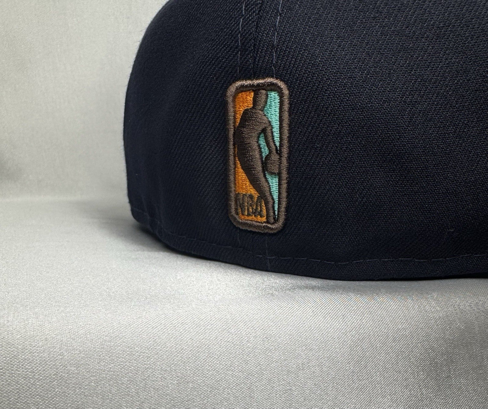 New Era 59FIFTY Miami Heat Fitted 7 3/8 - Brand New – Missing Gold Sticker