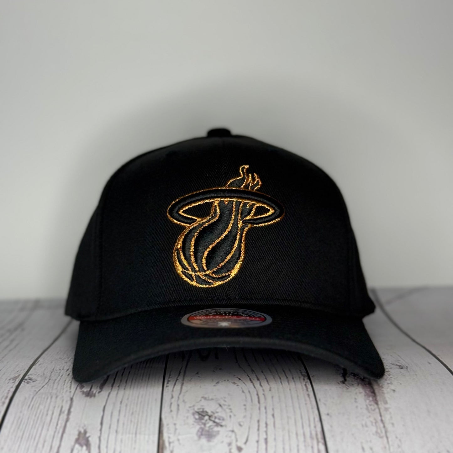 Mitchell & Ness Miami Heay Cooper Logo Red Line