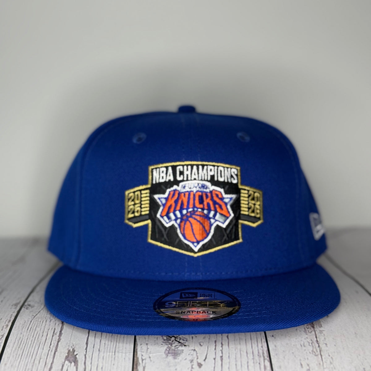 New Era 9FIFTY NY Knicks 2026 NBA Champions Snapback