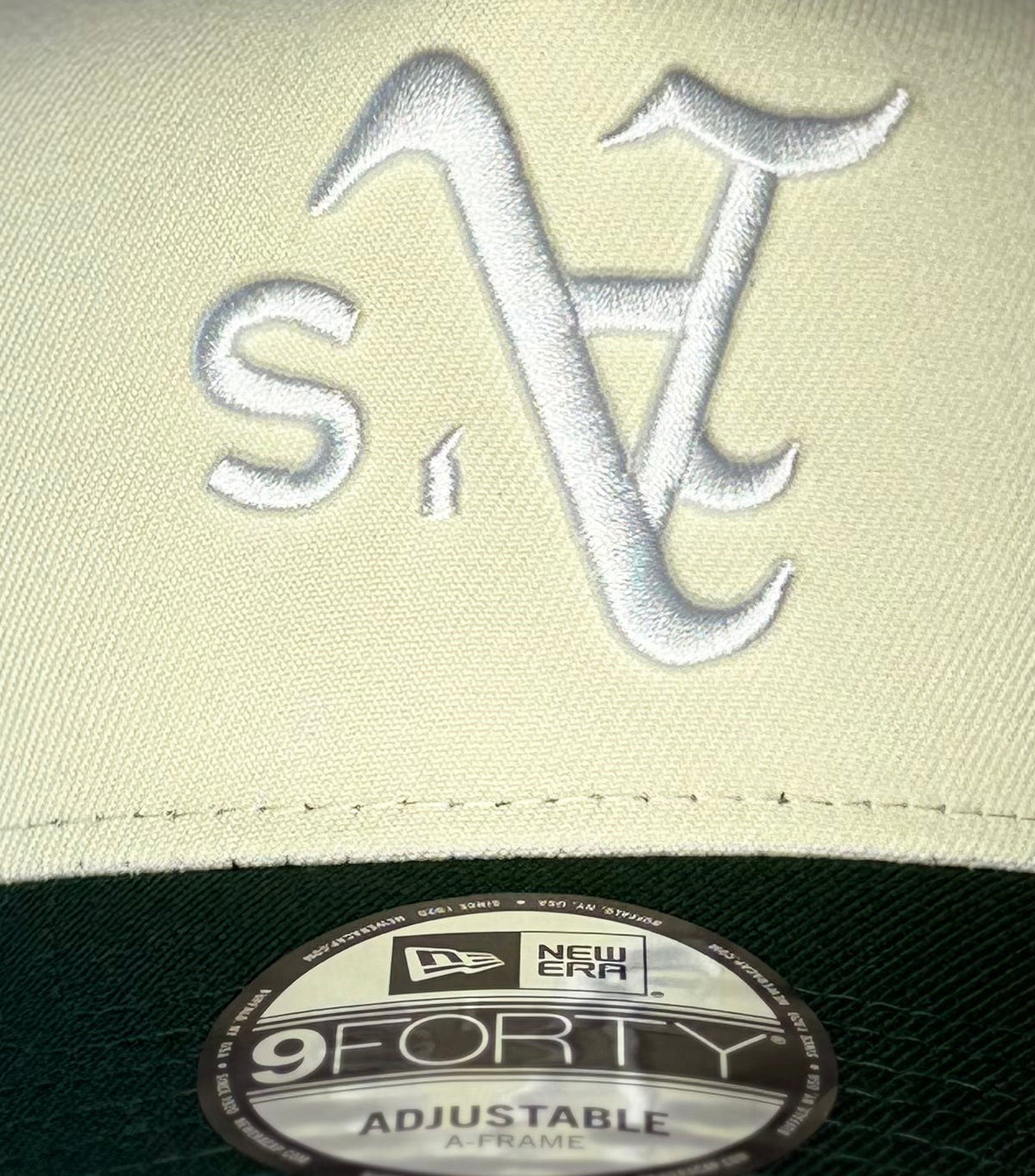 New Era 9FORTY A-Frame Oakland Athletics Battle of the Bay Upside Down Pink UV Snapback Hat – White/Green