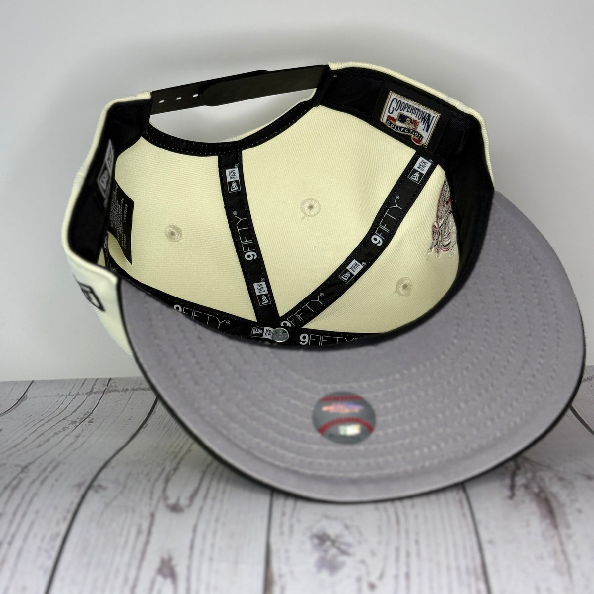 Angels 40th Season New Era 9FIFTY Snapback Off White Black