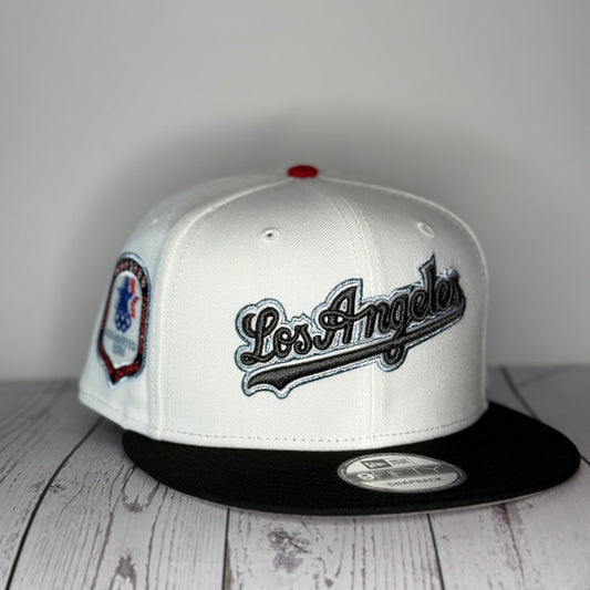 New Era 9Fifty White Script Los Angeles Dodgers Adjustable Snapback