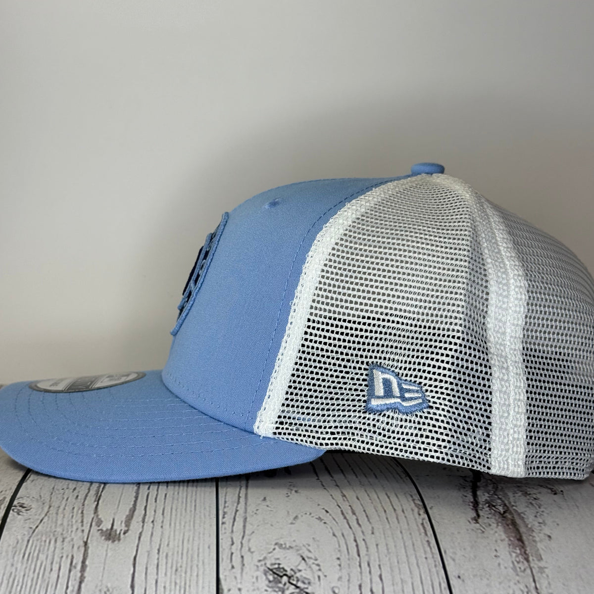 New Era 9Seventy Chicago Cubs 2022 City Connect Snapback Trucker Hat