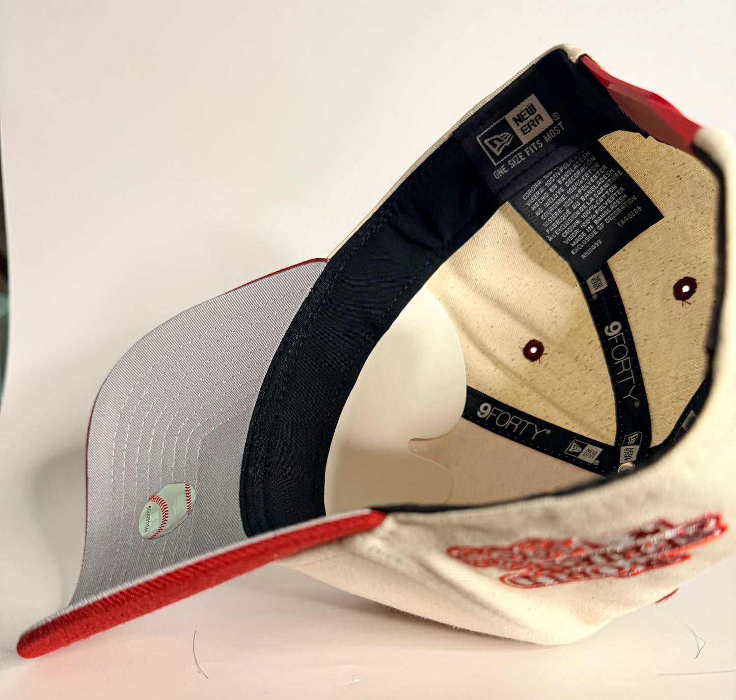 New Era 9FORTY A-Frame Sugar & Spice Philadelphia Phillies 1980 World Series Snapback Hat – Tan/Cardinal
