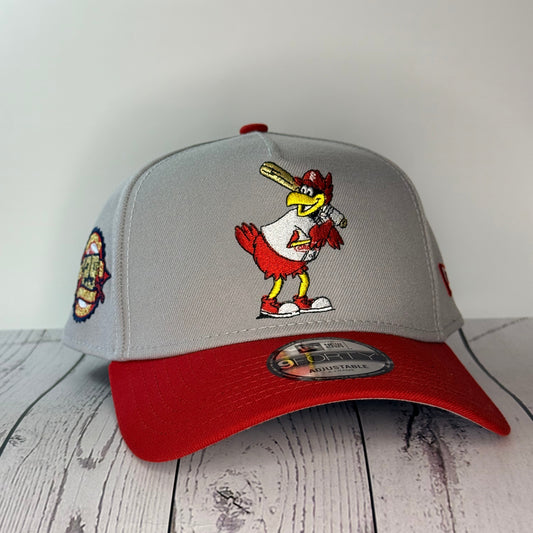 New Era 9FORTY St. Louis Cardinals Crown The City 2.0 The Lou Adjustable Hat – Grey/Red