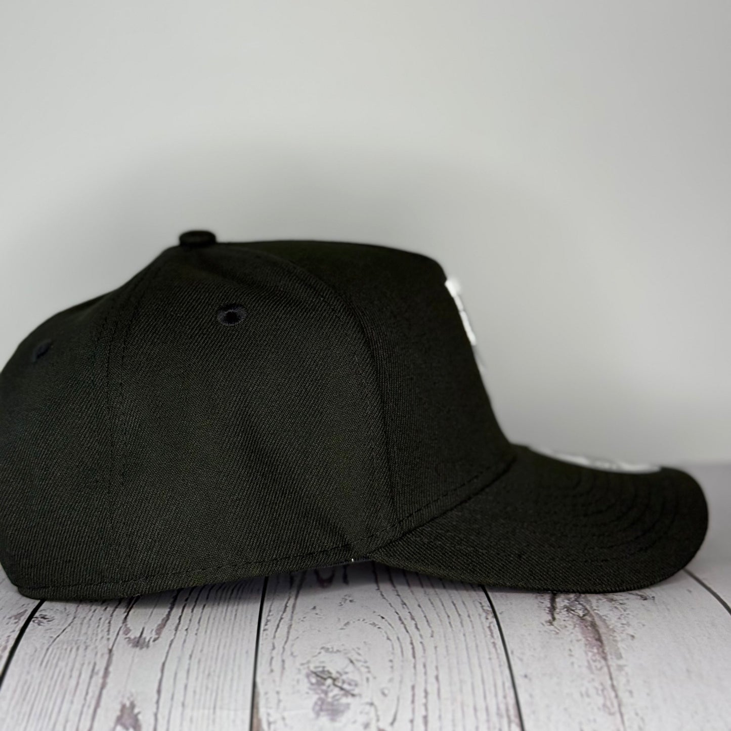 New Era 9FORTY A-Frame Los Angeles Dodgers Upside Down Adjustable Hat – Black