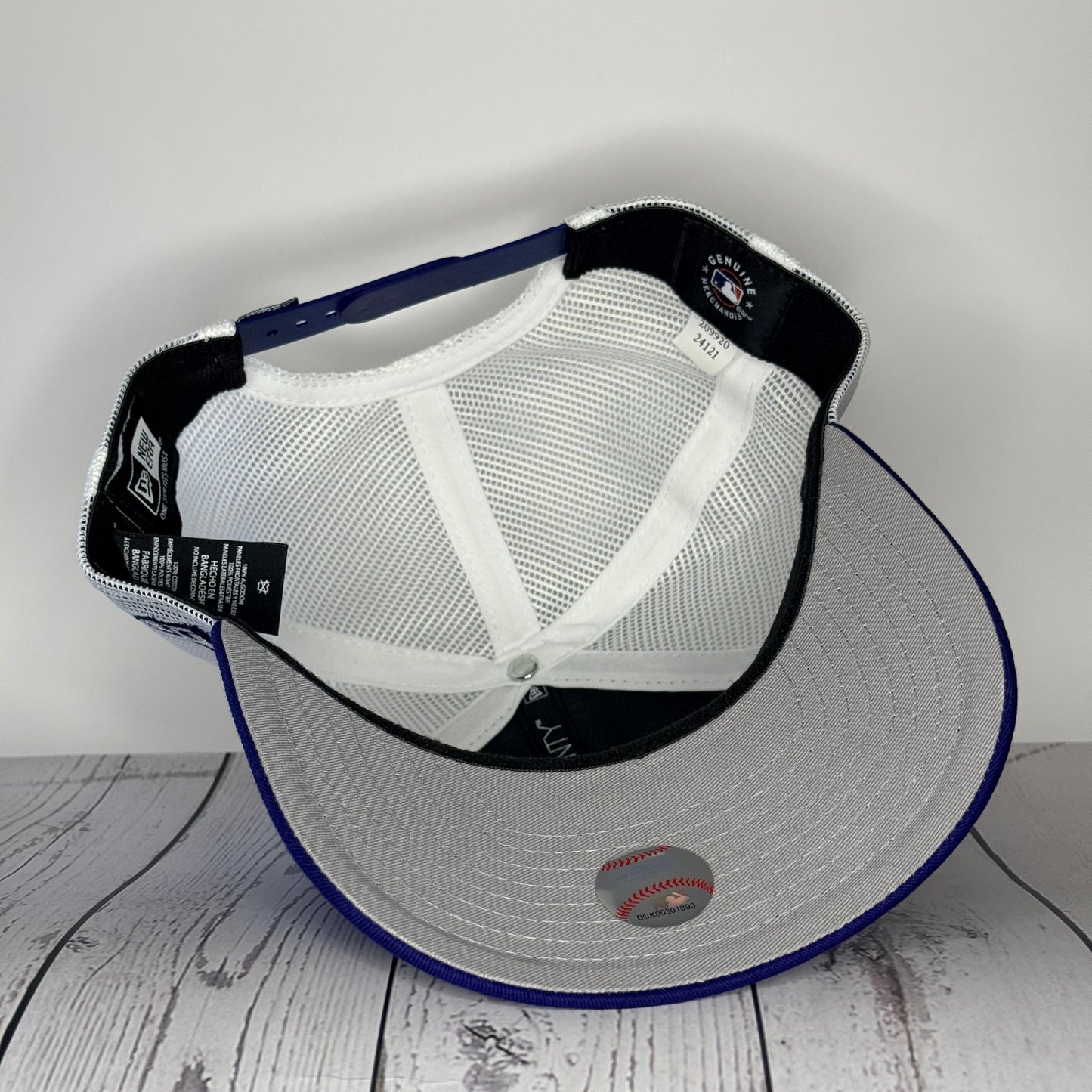 New Era 9SEVENTY Los Angeles Dodgers Trucker Snapback Hat Royal White Mesh