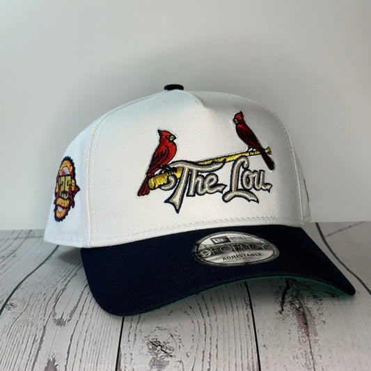New Era 9FORTY St. Louis Cardinals Crown The City 2.0 The Lou Adjustable Hat – White/Navy
