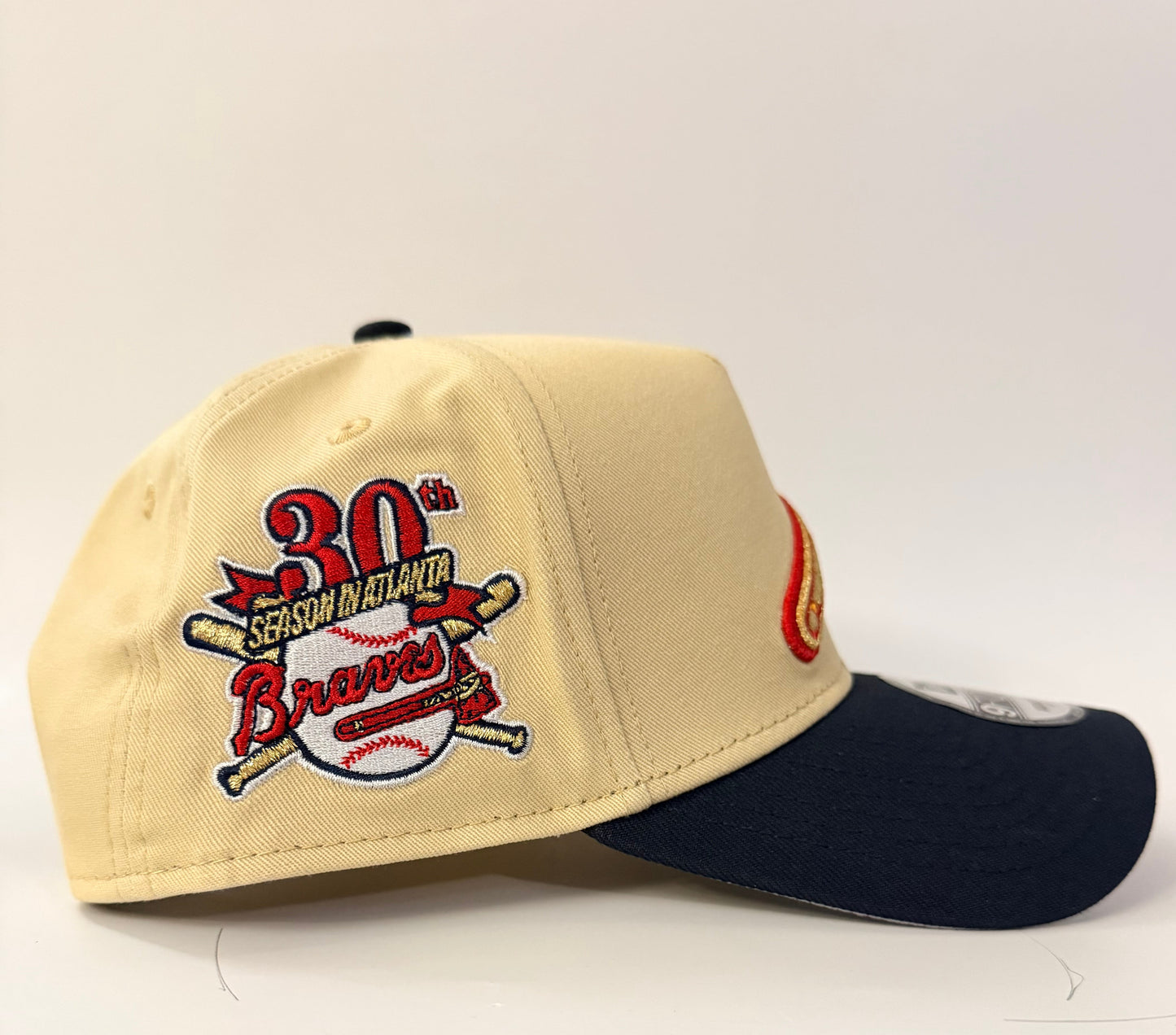 New Era 9FORTY Atlanta Braves Vegas Pop Adjustable Hat
