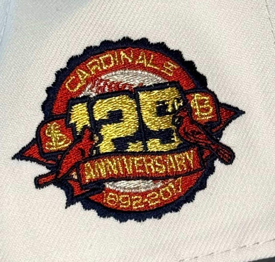 New Era 9FORTY St. Louis Cardinals Crown The City 2.0 The Lou Adjustable Hat – White/Navy