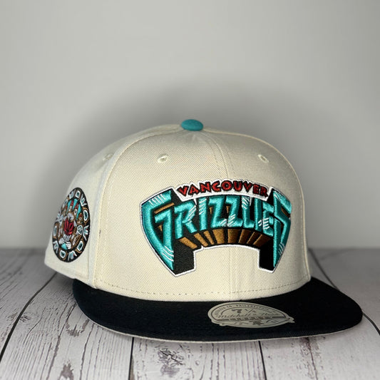 Mitchell & Ness Vancouver Grizzlies Fitted Hat