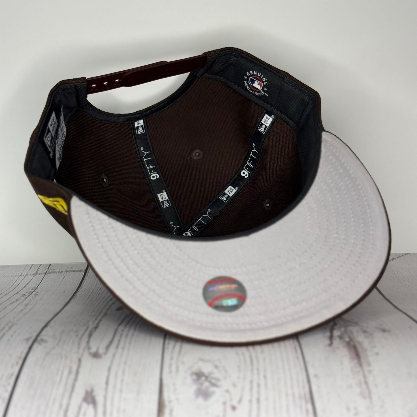 New Era 9FIFTY MLB Basic Snapback Hat – San Diego Padres – Adjustable