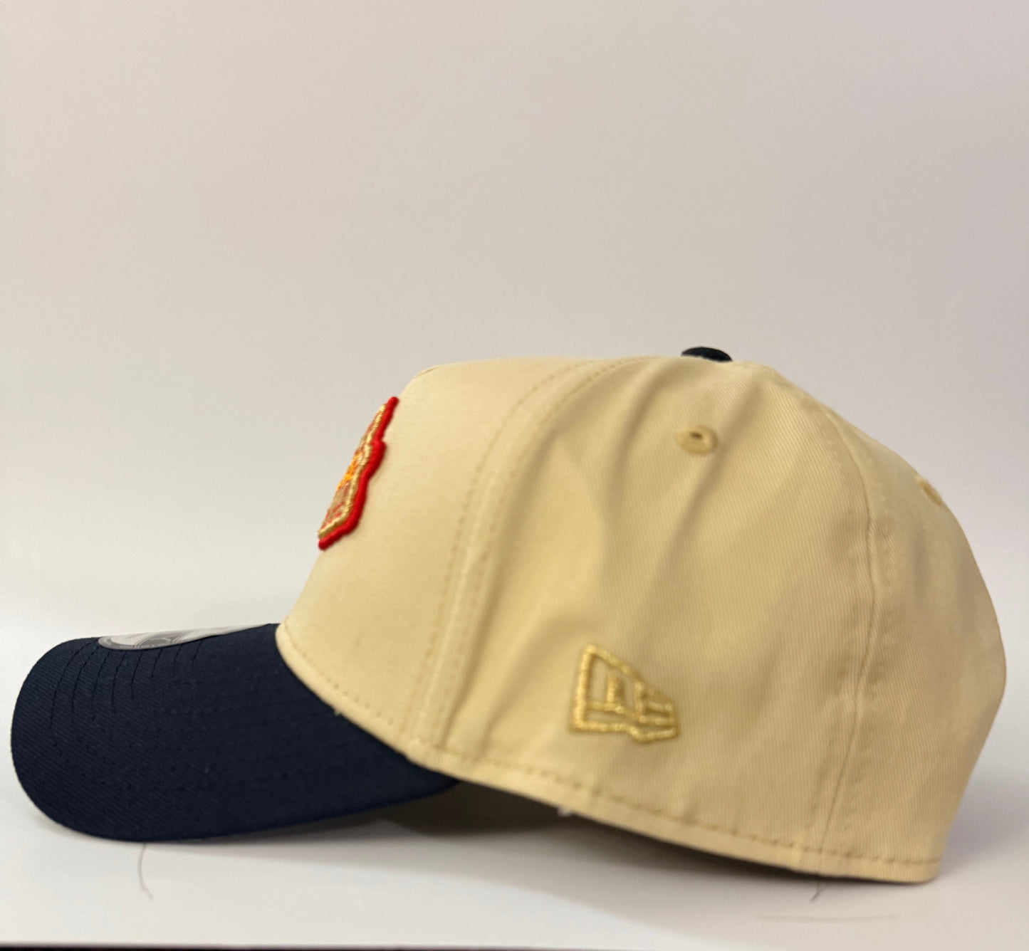 New Era 9FORTY Atlanta Braves Vegas Pop Adjustable Hat