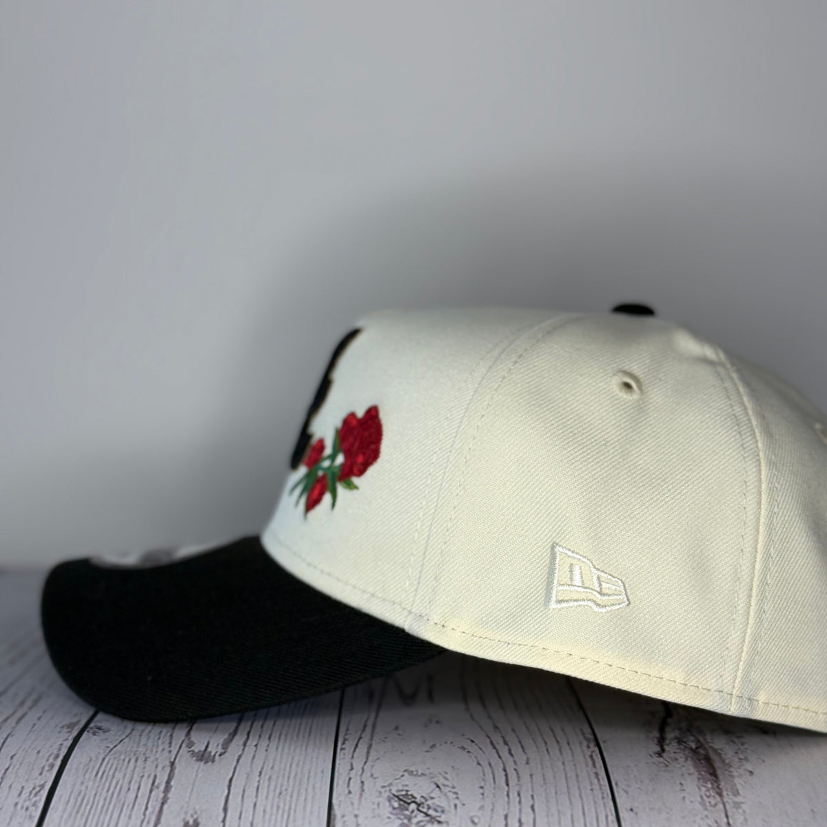 New Era 9FORTY A-Frame Atlanta Braves Rose 2000 All-Star Game Snapback Hat