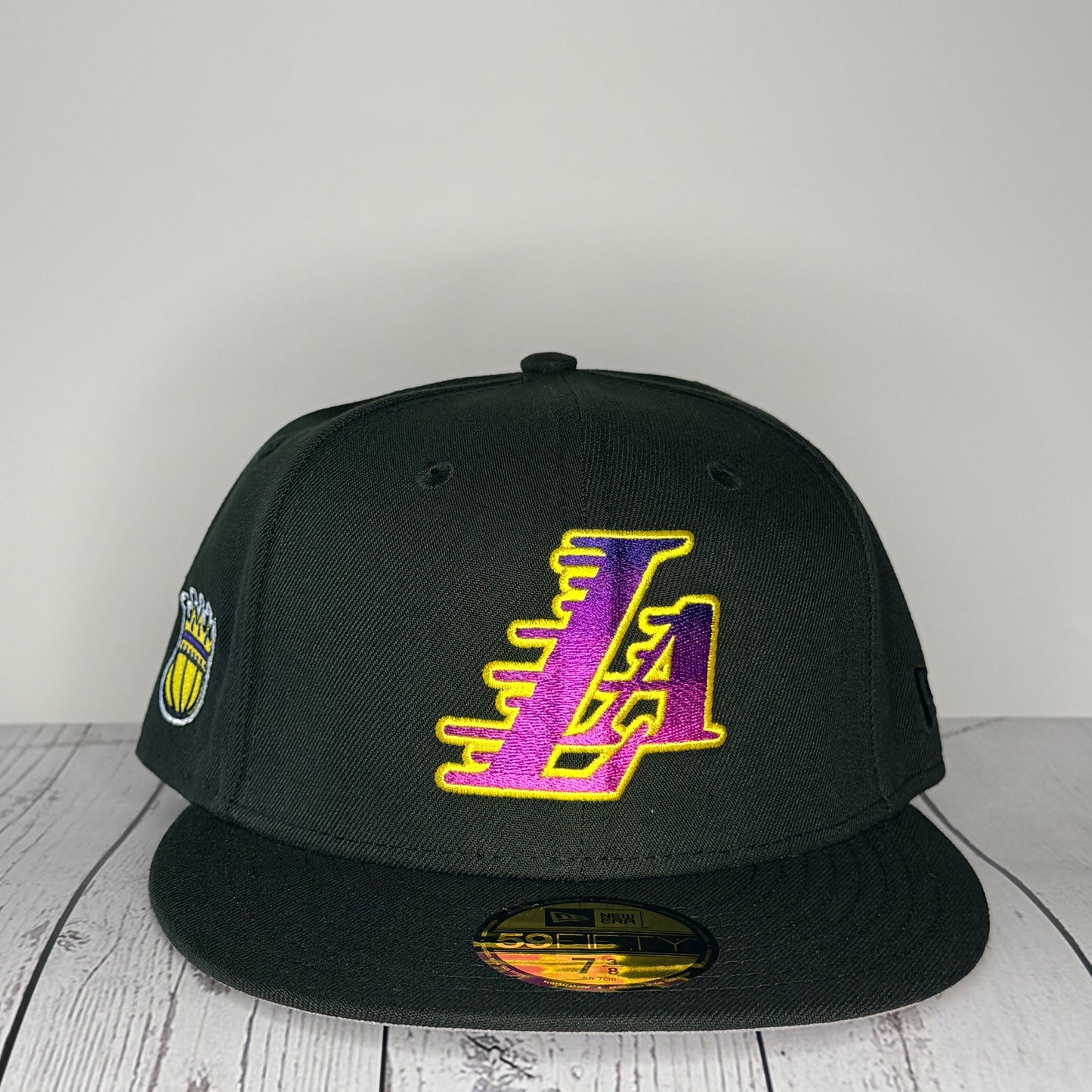 New Era 59FIFTY Los Angeles Lakers “Crown Logo Patch”